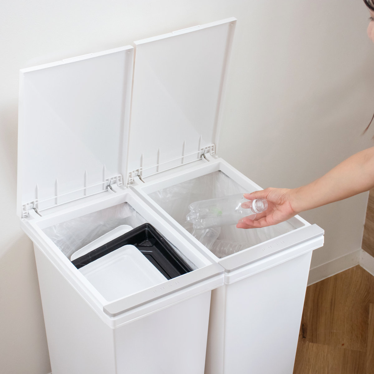 ゴミ箱 45L エバン プッシュペールホワイト プッシュ式 キャスター付き ( ごみ箱 45リットル ワンタッチ ふた付き 縦型 スリム キッチン シンプル EBAN 袋止め付き 袋が見えにくい ダストボックス )