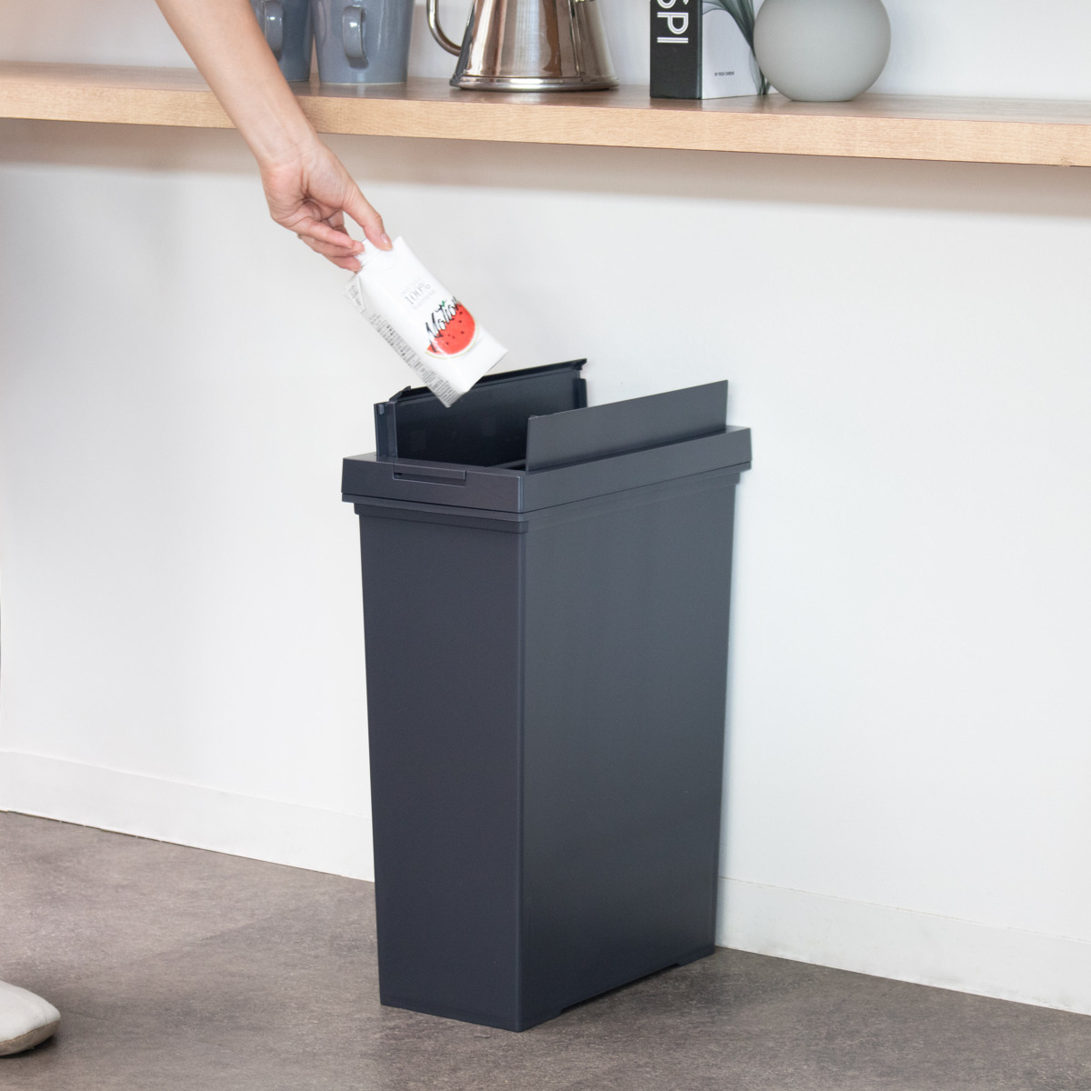 ゴミ箱 20L 2個セット 棚下で使える 両開き プッシュダスト 袋止め付き ( ごみ箱 20リットル 2個 棚下 手で開ける ふた付き 便利 シンプル 日本製 袋が見えにくい スリム キッチン ダストボックス 角型 ) 【ホワイト】 ホワイト