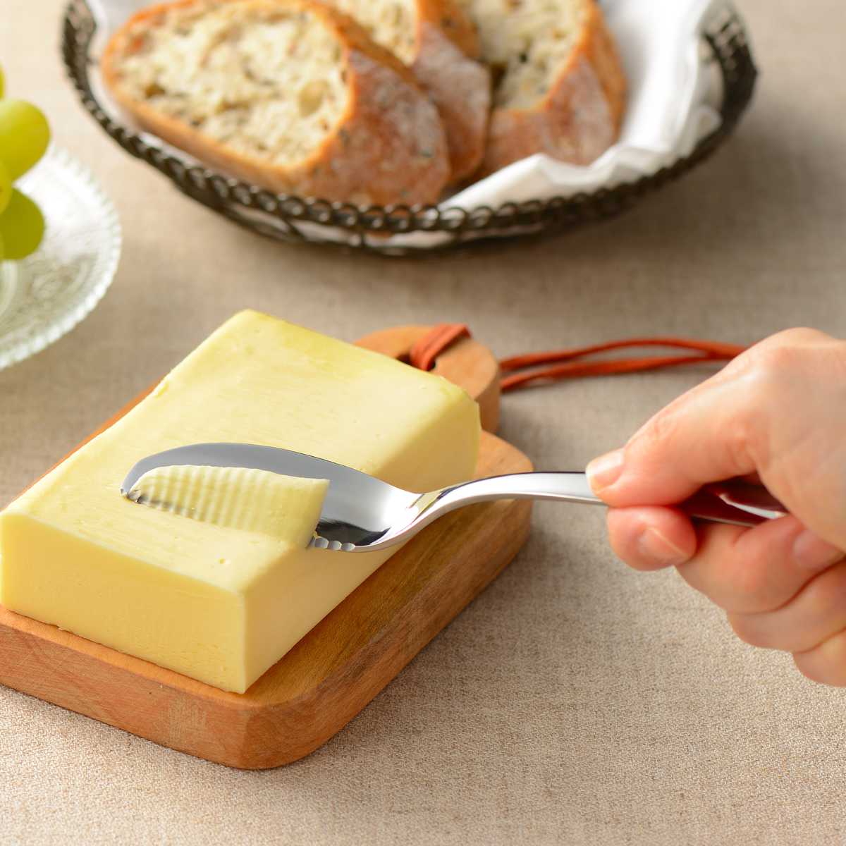 ジャムスプーン パンのおともナイフ ステンレス 日本製 （ ジャム ジャムベラ バターナイフ 食洗機対応 バター 切る すくう 塗る 朝食 便
