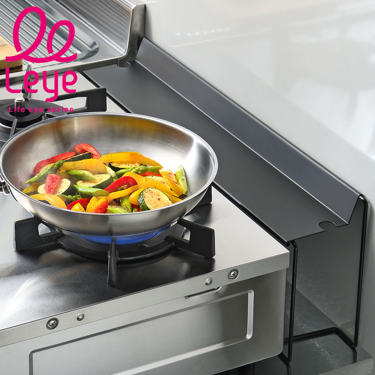 コンロ奥ラック コンロすきまラック leye レイエ 日本製 ブラック （ キッチン収納 コンロ周り収納 汚れガード ステンレス コンロ奥収納 隙間収納 すきま収納 キッチンラック テーブルコンロ 据置き型コンロ ガステーブル ）