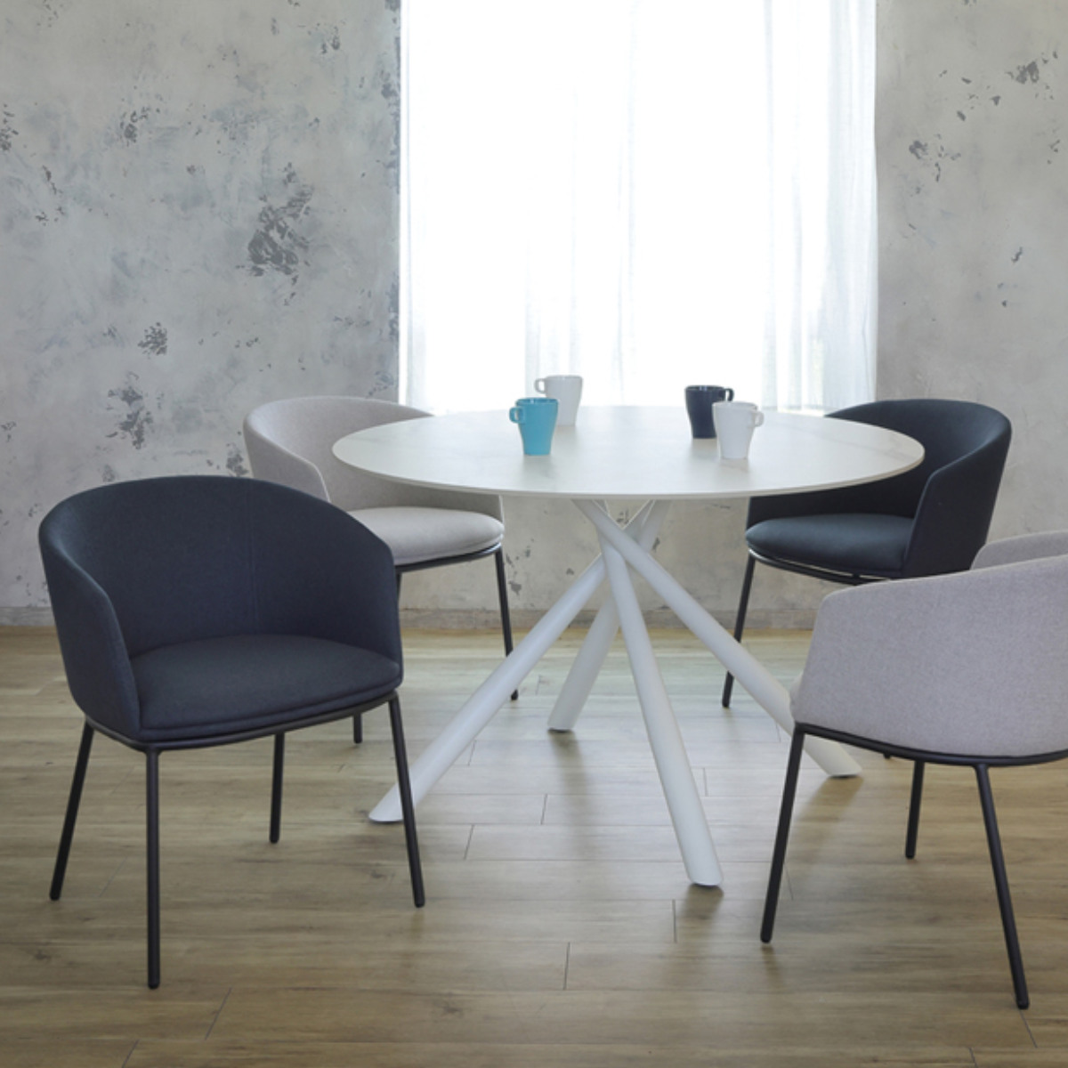 ダイニングチェア 座面高44.5cm NAVE 肘掛け付き ファブリック ( チェア ダイニング イス 食卓椅子 アームレスト 肘付き ウレタン 座り心地 快適 椅子 チェアー いす 食卓 リビング リビングチェア ) 【ライトグレー】 ライトグレー