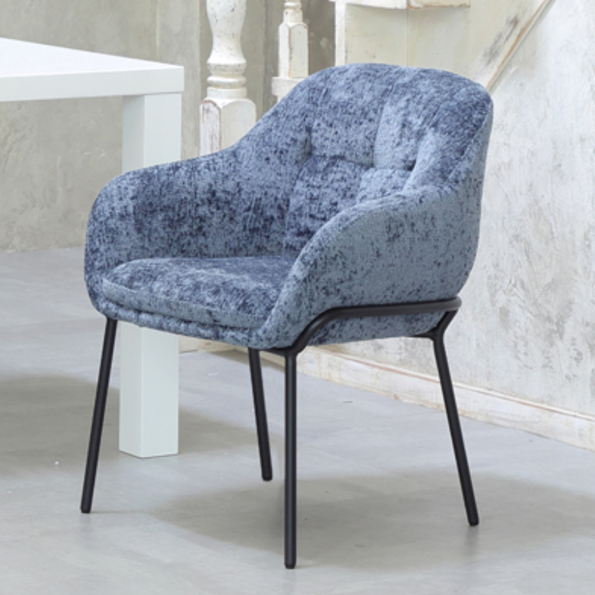 ダイニングチェア 座面高45cm TRENCH 肘掛け付き ファブリック ( チェア ダイニング イス 食卓椅子 アームレスト 肘付き ウレタン 座り心地 快適 椅子 チェアー いす 食卓 リビング リビングチェア ) 【ブルー】 ブルー