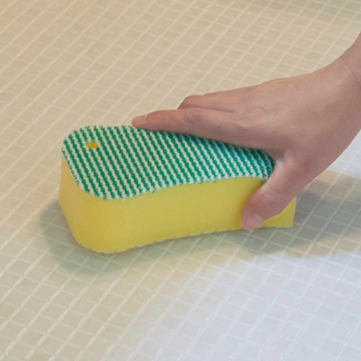 浴室スポンジ お風呂掃除 浴室まるごとブラシ 水だけで落とせる ( バススポンジ ブラシ繊維 洗剤不要 風呂掃除 浴室スポンジ 吊り下げ収納 掃除用品 掃除グッズ )