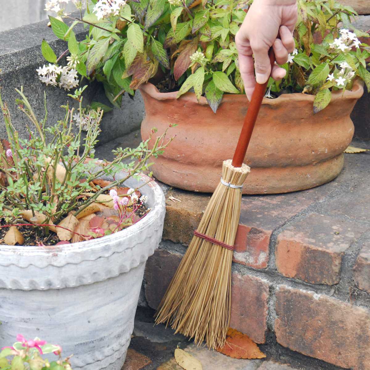 名匠庭園ほうき ミニ 小さい 掃除用品 清掃 ( 庭ほうき コンパクト ミニほうき ヤシの葉脈 屋外用 ホウキ 弾力 小石 落ち葉 おしゃれ ホーキ 箒 手帚 ほうき 清掃用品 )