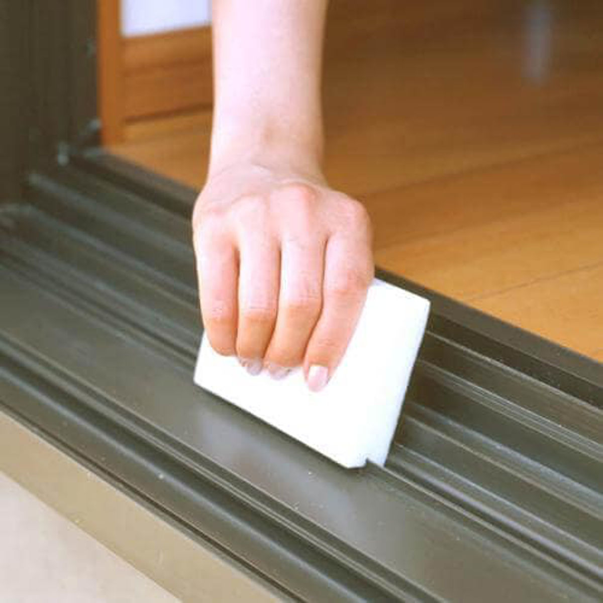 メラミンスポンジ おそうじ消しゴムネオ 約6×9.5×2cm 切り分けできる ( メラミン スポンジ 掃除用スポンジ 洗剤不要 汚れ 研磨スポンジ サイズカットOK ステンレス ガラス 陶器 陶器水垢 茶渋 キッチン 水回り 掃除 掃除用品 )