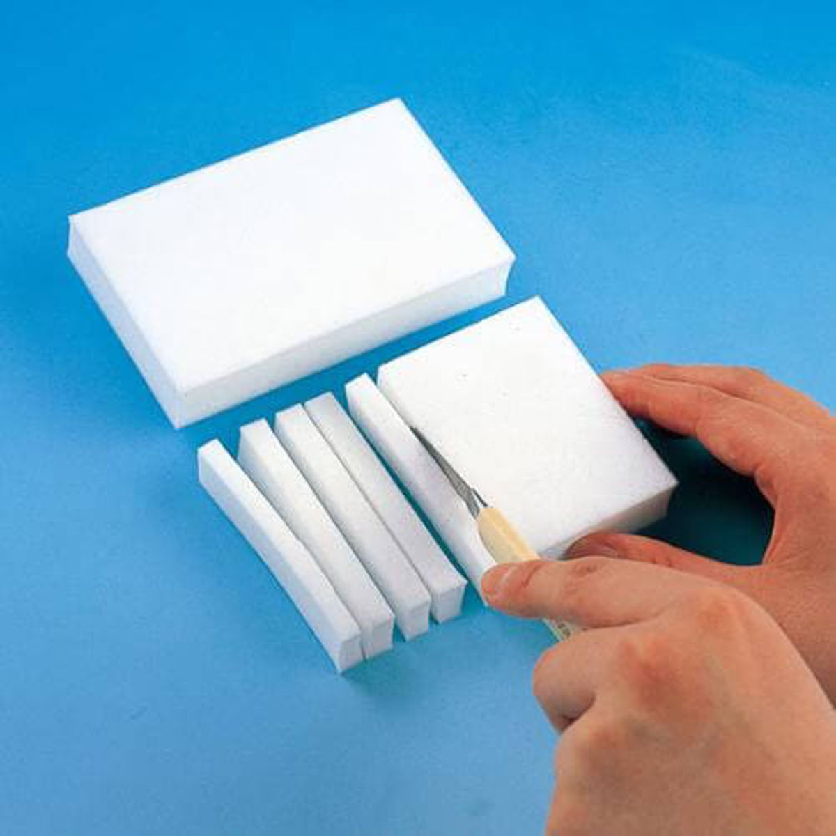 メラミンスポンジ おそうじ消しゴムネオ 約6×9.5×2cm 切り分けできる ( メラミン スポンジ 掃除用スポンジ 洗剤不要 汚れ 研磨スポンジ サイズカットOK ステンレス ガラス 陶器 陶器水垢 茶渋 キッチン 水回り 掃除 掃除用品 )