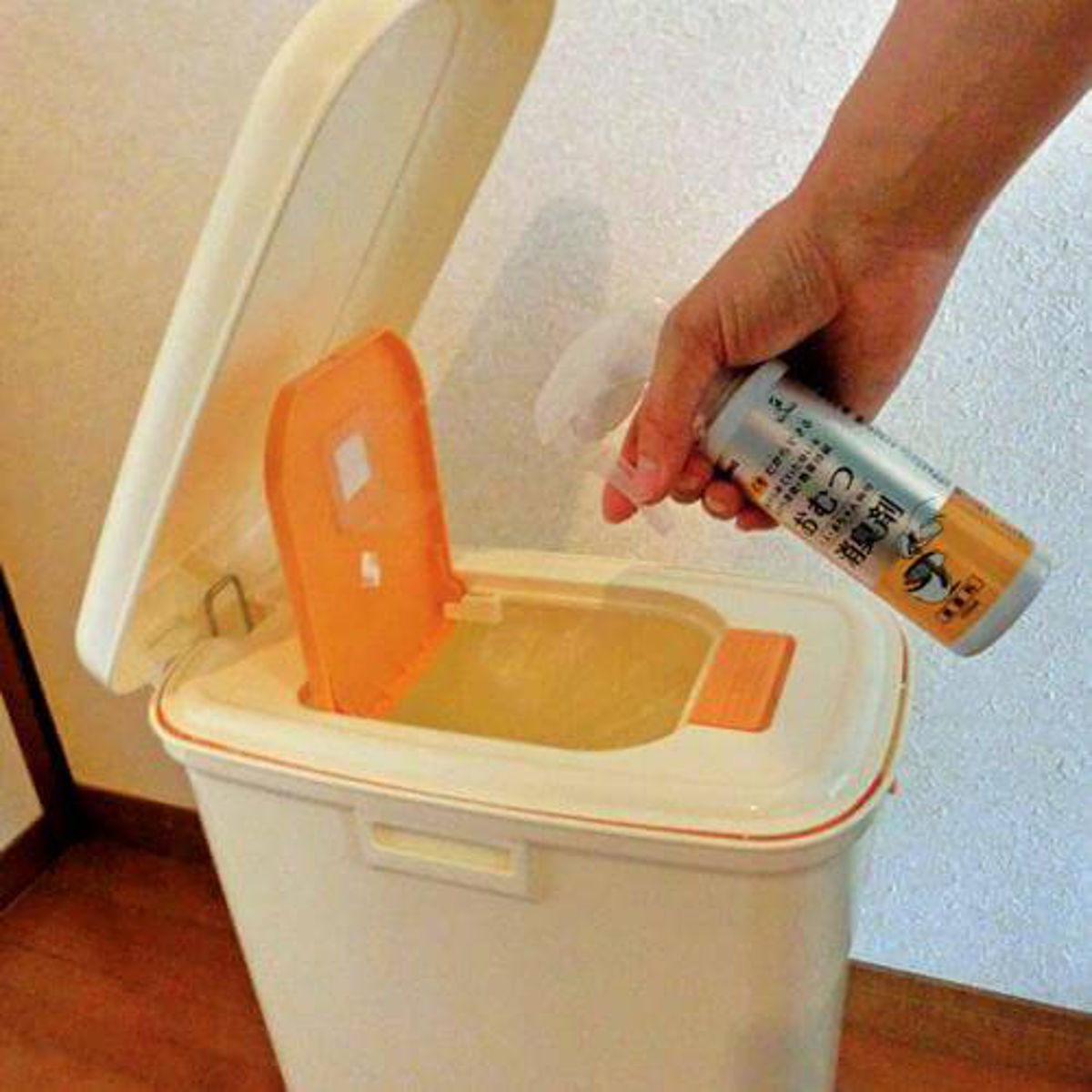 おむつ消臭剤 消臭スプレー 無香料 バイオ 赤ちゃん 大人 介護 おむつ 消臭 スプレー ( オムツ消臭スプレー 150ml ニオイ 防止 ゴミ箱消臭 日本製 日用品 育児用品 介護掃除 衛生用品 )