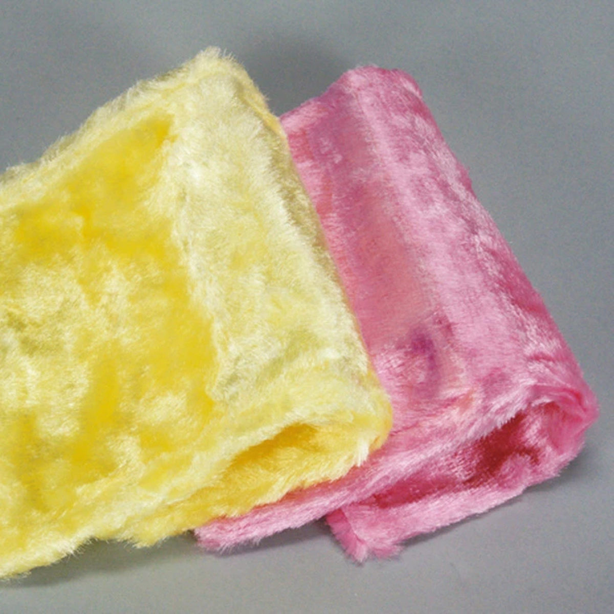 ふきん ふしぎクロス キッチンクロス 吸水性 台所 台拭き ( ぞうきん 掃除 油汚れ 洗面台 吸水 無地 毛足が長い レーヨン繊維 掃除用品 掃除グッズ 掃除用クロス 日本製 ) 【ホワイト】 ホワイト