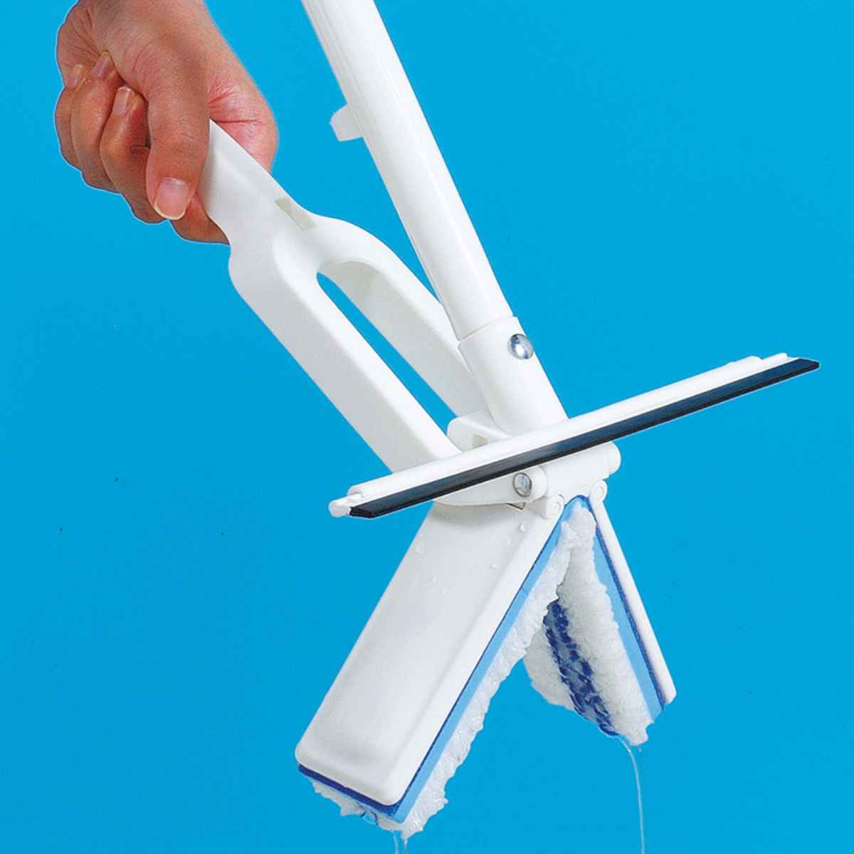 窓 網戸 ワイパー 掃除 楽絞りワイパー 拭き幅約24cm 水だけで洗える ( 窓掃除 網戸掃除 水切りワイパー 絞れる 柄付き 伸縮 長い 年末掃除 大掃除 掃除用品 便利グッズ )