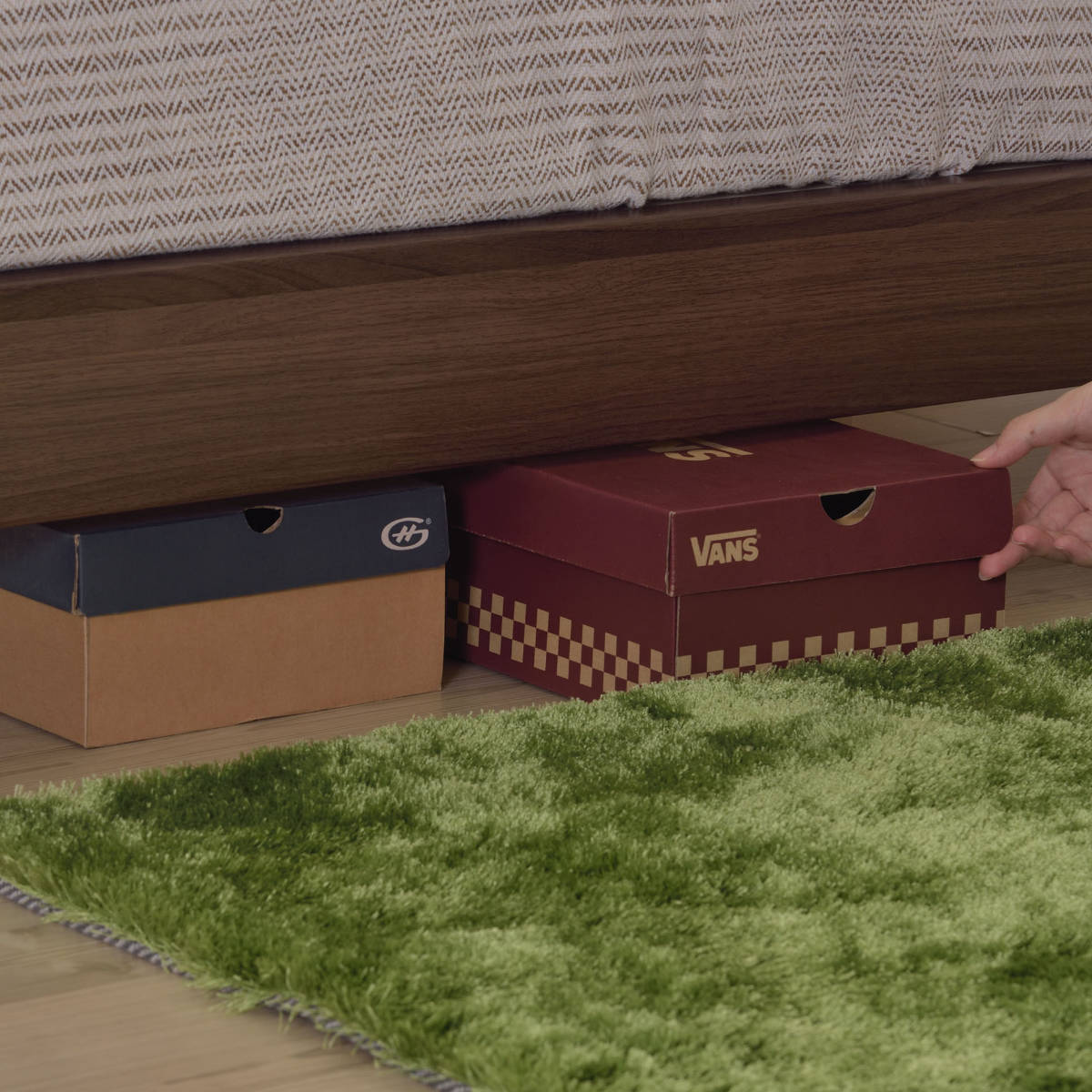 ベッド シングルベッド すのこ状 ( ベッドフレーム シングル すのこベッド 床板 木製 ベッド本体 ヘッドボード コンセント 寝具 寝室 子供部屋 シングルサイズ 一人暮らし スタイリッシュ 通気性 )