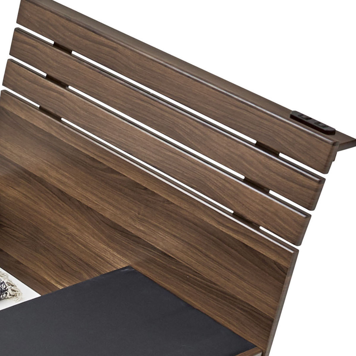 ベッド シングルベッド 収納付 引出し コンセント付 ブラウン ( ベット フレーム シングル ベッド下収納 収納 ヘッドボード 引きだし 引き出し 付き 木製ベット ベッドフレーム 2口 コンセント ) 【ナチュラル】 ナチュラル