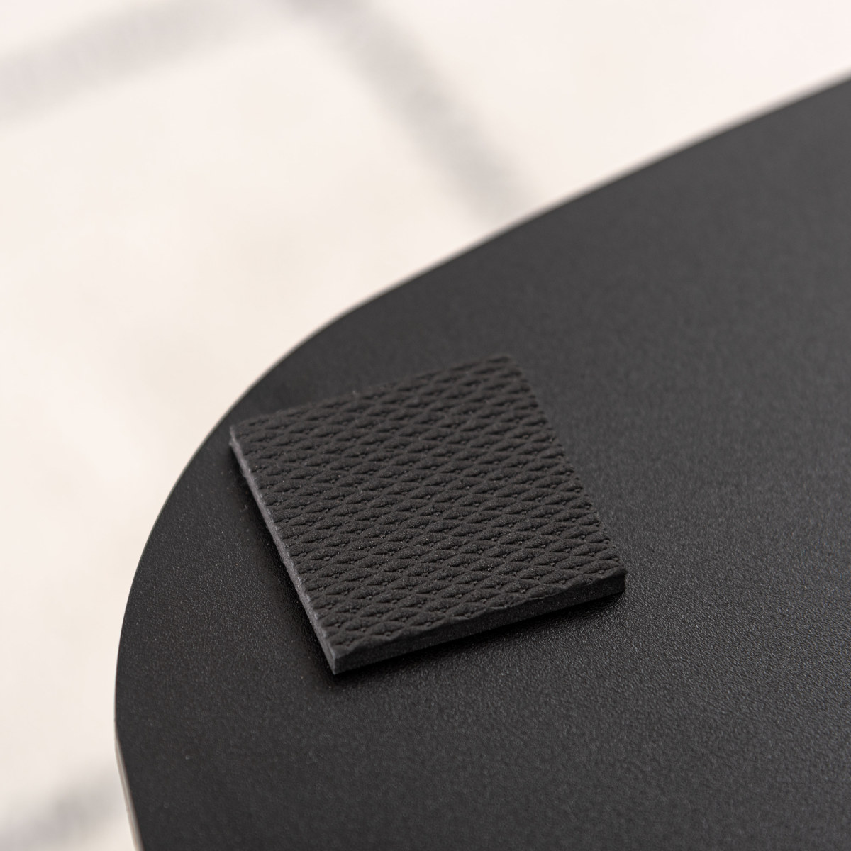 サイドテーブル 高さ45cm スチール脚 ( スチール 木目調 ナイトテーブル ミニテーブル ソファ ベッド 横 異素材 スタイリッシュ モダン シンプル ブラック ナチュラル ) 【ブラック】 ブラック