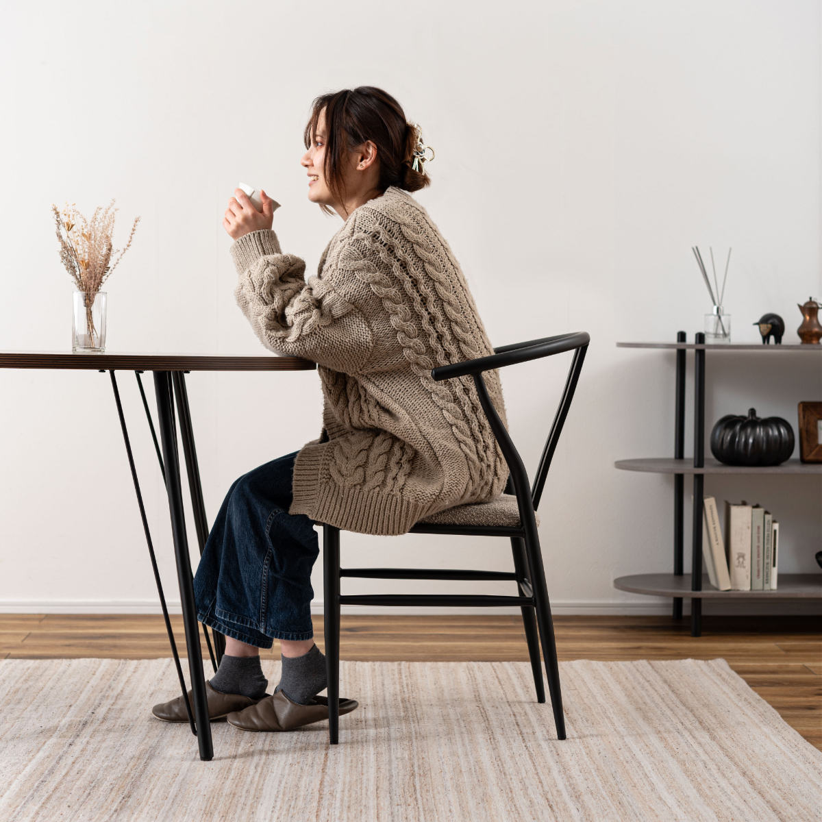 ダイニングチェア 座面高45cm ハーフアーム ( 食卓 ダイニング 食卓椅子 チェアー チェア 椅子 いす イス 肘付き 肘掛 ひじ掛け 軽量 完成品 ファブリック 布 おしゃれ シンプル スチール モダン ) 【ダークグレー】 ダークグレー