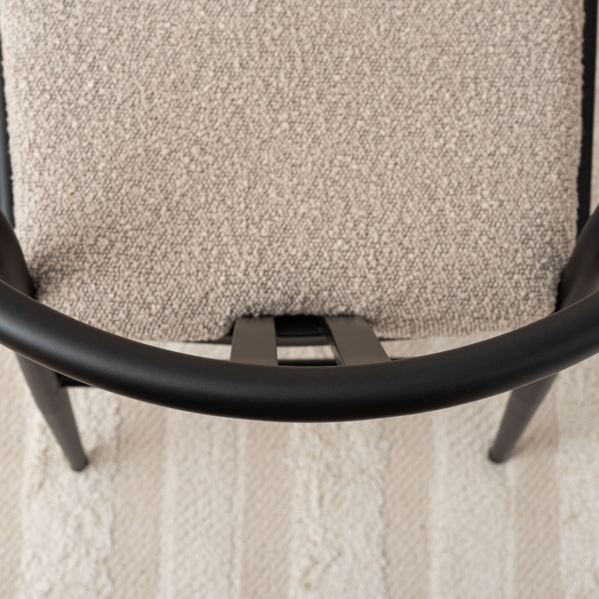 ダイニングチェア 座面高45cm ハーフアーム ( 食卓 ダイニング 食卓椅子 チェアー チェア 椅子 いす イス 肘付き 肘掛 ひじ掛け 軽量 完成品 ファブリック 布 おしゃれ シンプル スチール モダン ) 【ダークグレー】 ダークグレー