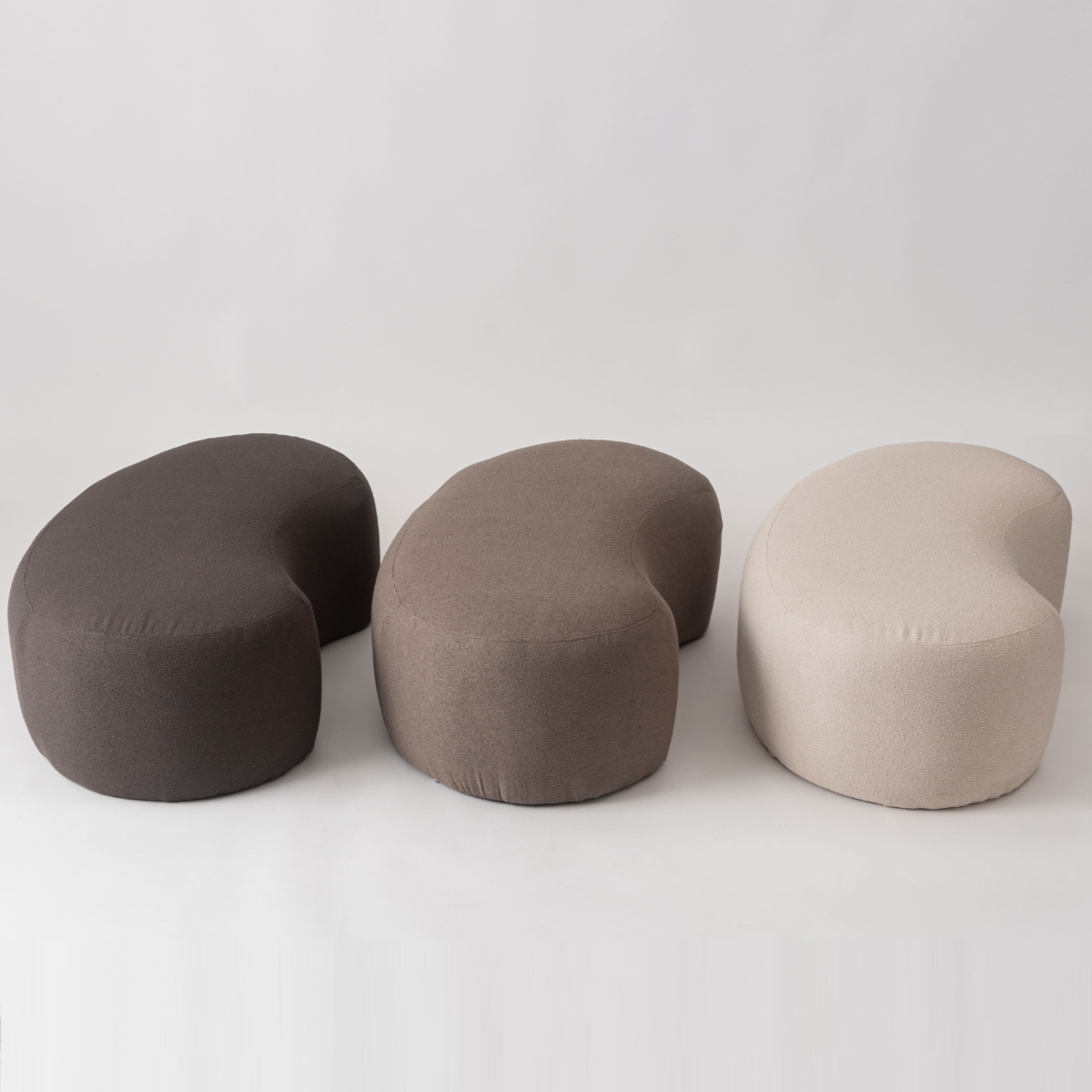 スツール 高さ33cm ビーンズ型 ( 1.5人掛け 1人掛け ワイド ファブリック 布 低め ロー 椅子 リビング 玄関 モダン スタイリッシュ ホテルライク ) 【チャコールグレー】 チャコールグレー