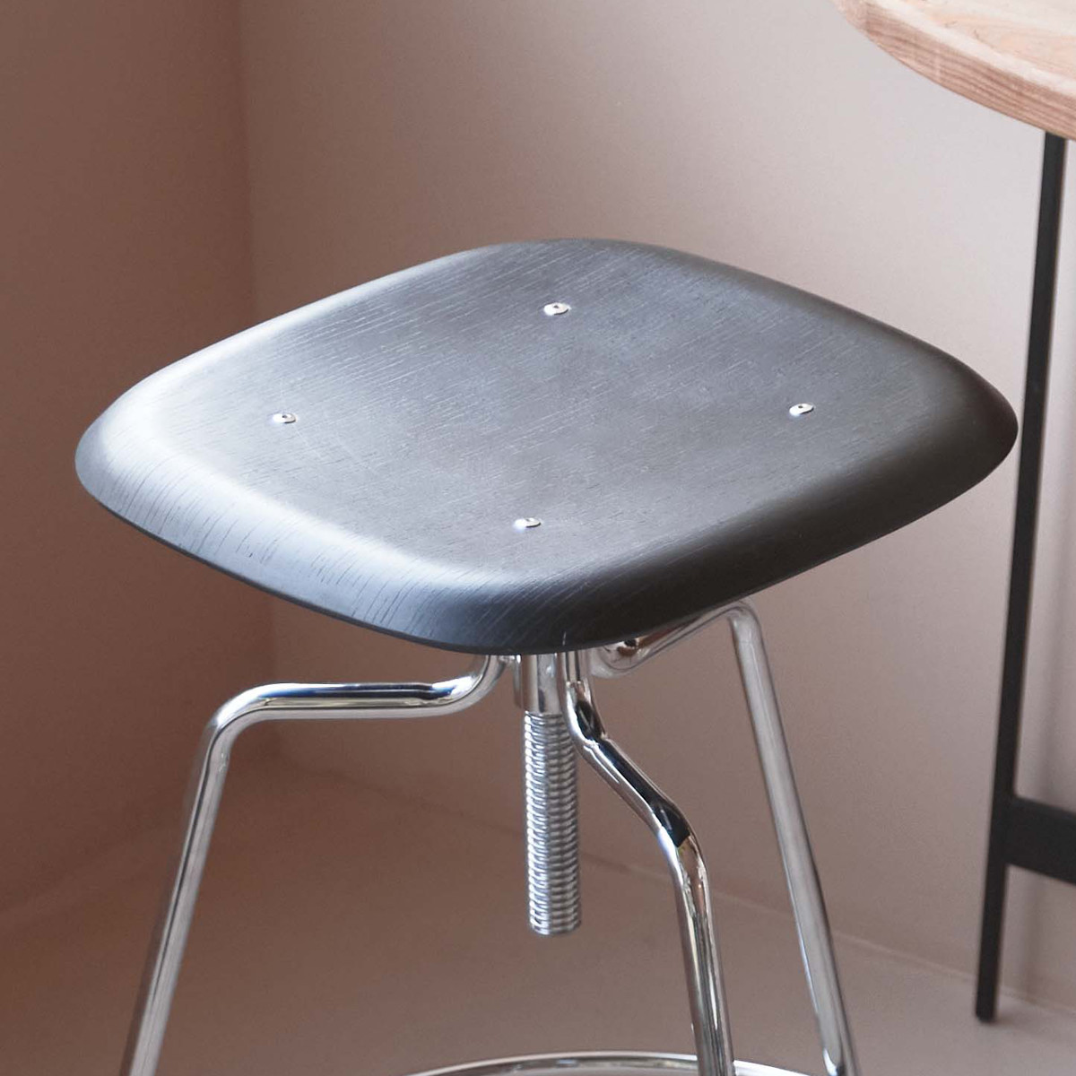 カウンターチェア 昇降式 座面高65~75cm ハイスツール ( 背もたれなし 木製座面 ハイチェア バーチェア ハイタイプ キッチン チェア 椅子 インダストリアル調 無骨 スチール脚 天然木 ナチュラル ブラック 四角 ) 【ブラック】 ブラック