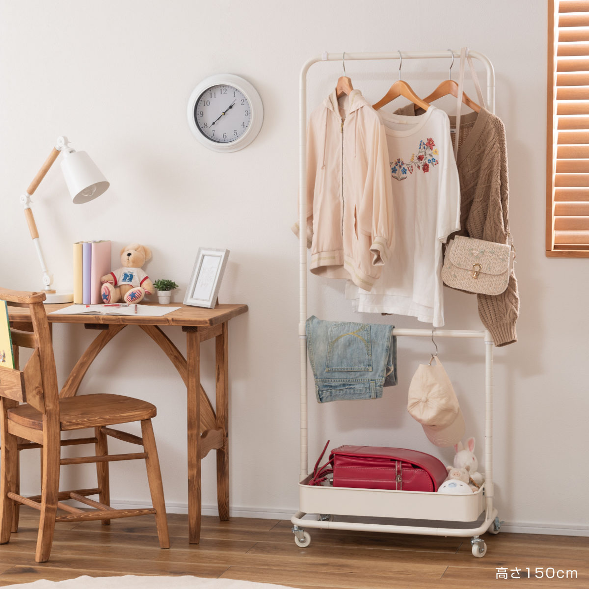 ハンガーワゴン 幅59.5cm 1段 キャスター付 スチール ( ハンガーラック ワゴン トローリー カゴ 棚付 バスケットトローリー 高さ調節 コートハンガー ランドセルラック ブラック グレー ホワイト ) 【ブラック】 ブラック