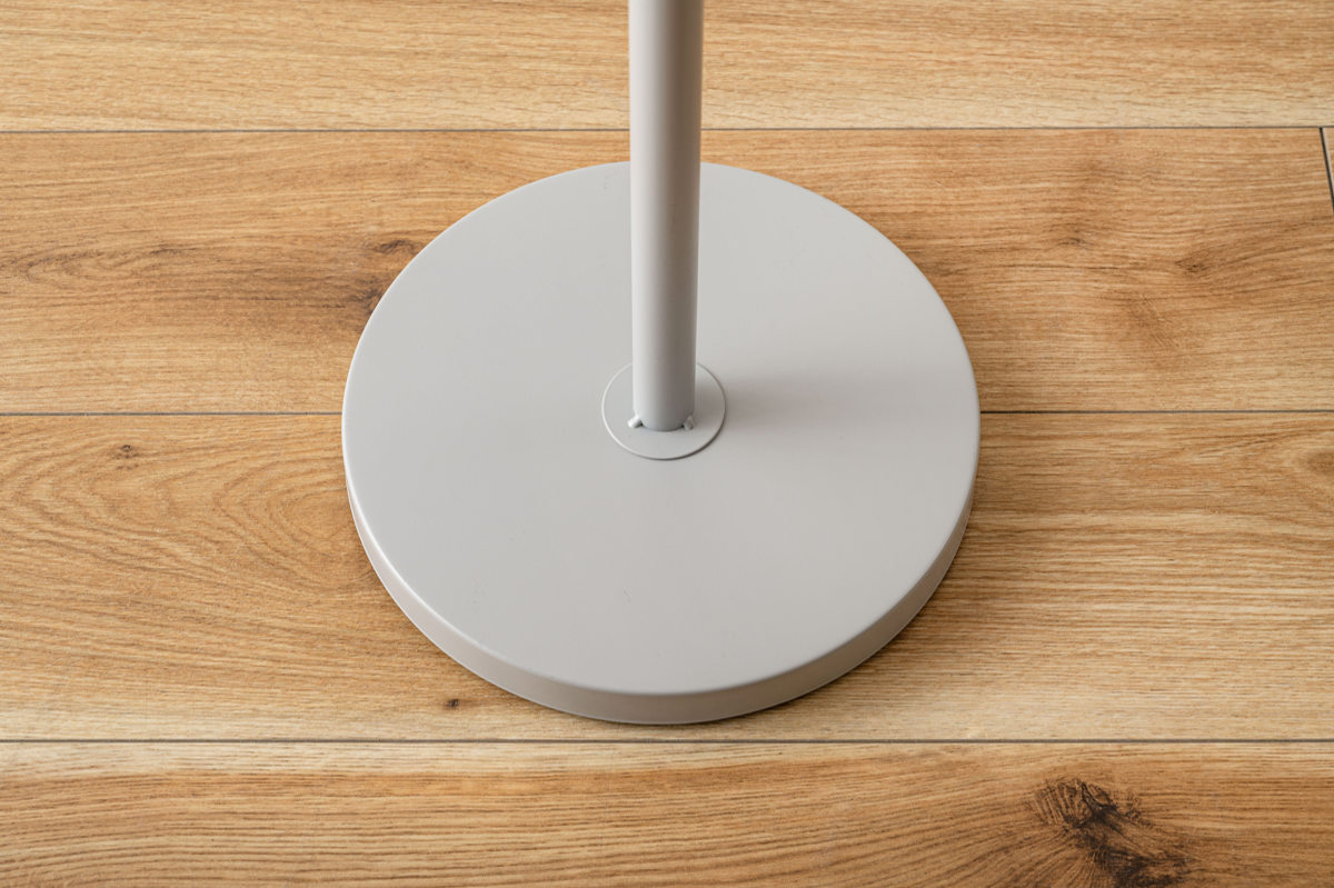 ポールハンガー 幅26cm フック7本 スチール ( ポールスタンド スリム コート掛け 玄関 省スペース ハンガーポール 衣類収納 すき間 ブラック グレー ホワイト ) 【ホワイト】 ホワイト