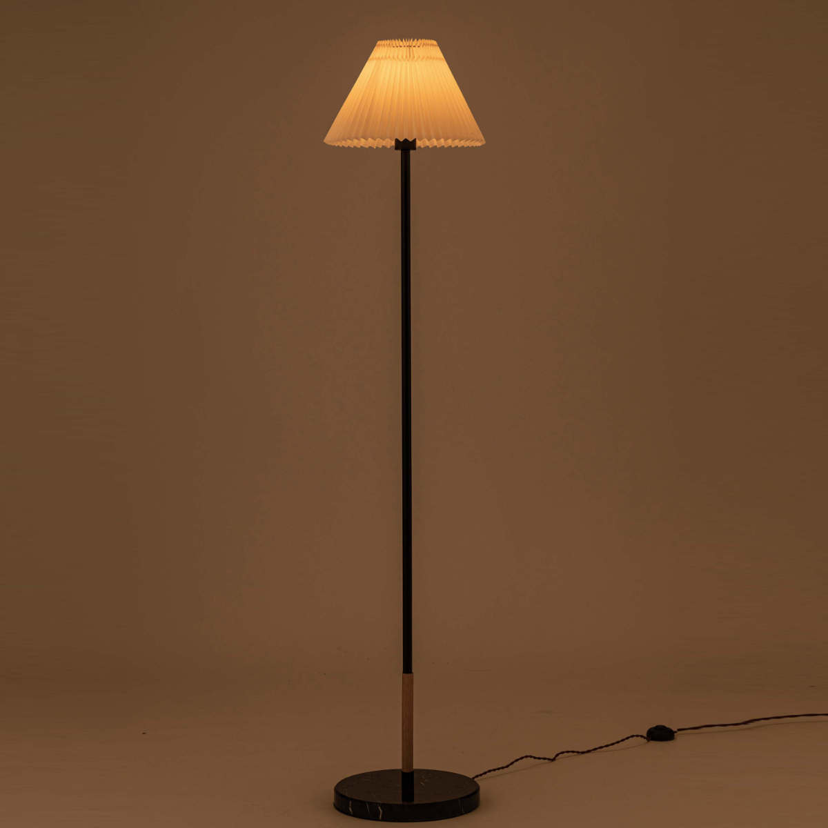 スタンドライト LED対応 SNAIL 電球付き 大理石 フロアライト