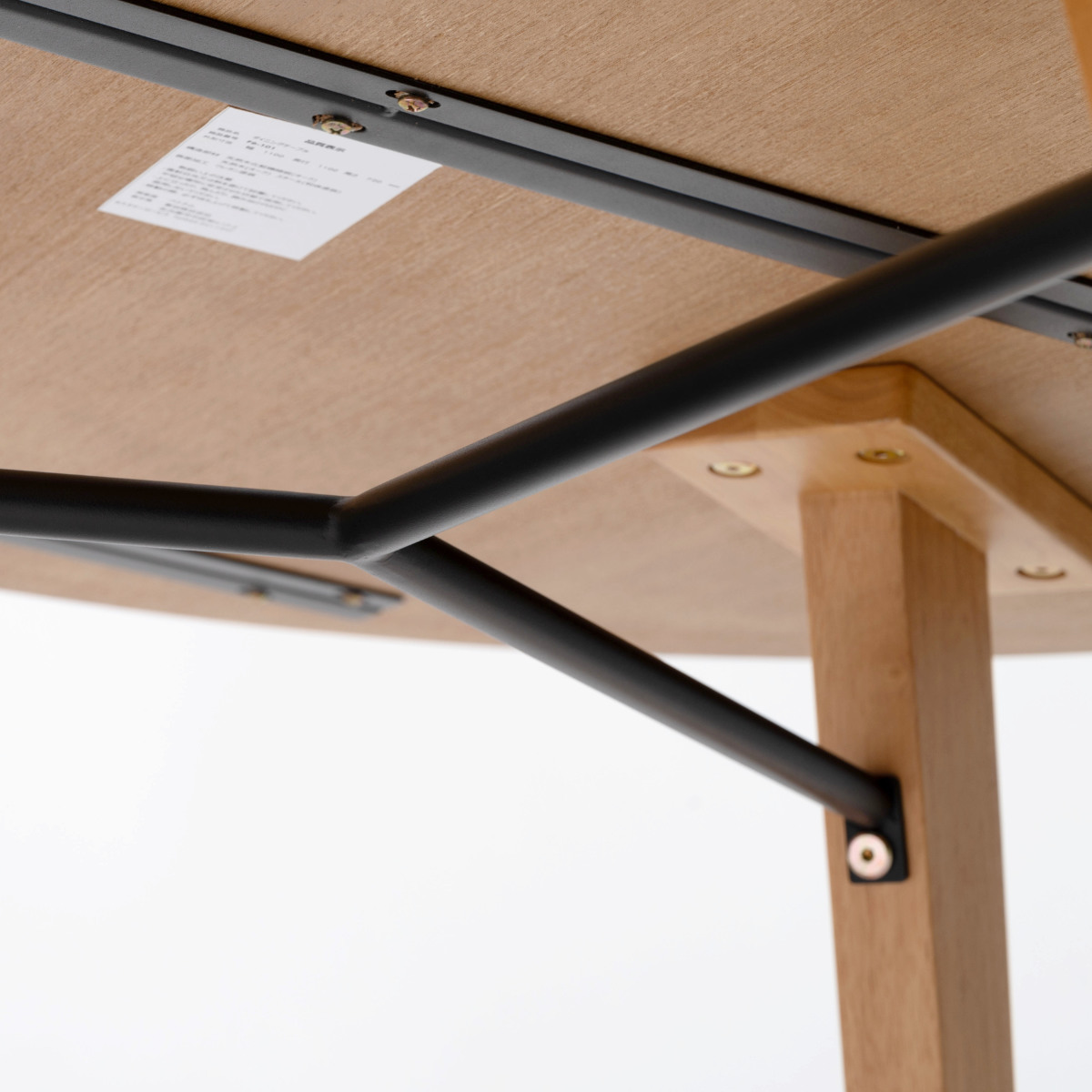 ダイニングテーブル 円型 直径110cm バルジ form ( テーブル 食卓テーブル 丸 机 木製 円形 天然木 ダイニング 食卓 木製テーブル オーク 3本脚 カフェテーブル コーヒーテーブル ) 【ブラウン】 ブラウン