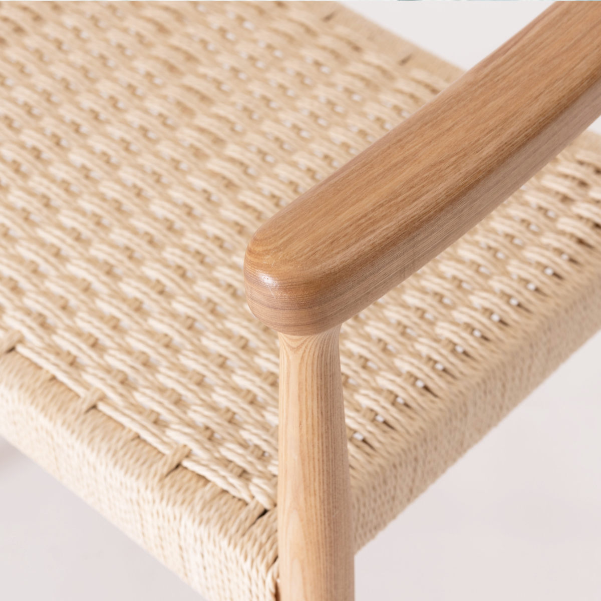 ダイニングチェア 座面高43cm ペーパーコード アームチェア ローゼル form ( 完成品 食卓椅子 チェア ダイニング イス 椅子 木製 天然木 肘付き リビングチェア 鹿の子編み アッシュ 食卓 リビング ダイニングチェアー 木製椅子 ) 【ブラック】 ブラック