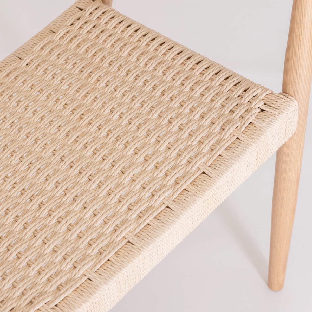 ダイニングチェア 座面高43cm ペーパーコード アームチェア ローゼル form ( 完成品 食卓椅子 チェア ダイニング イス 椅子 木製 天然木 肘付き リビングチェア 鹿の子編み アッシュ 食卓 リビング ダイニングチェアー 木製椅子 ) 【ブラック】 ブラック