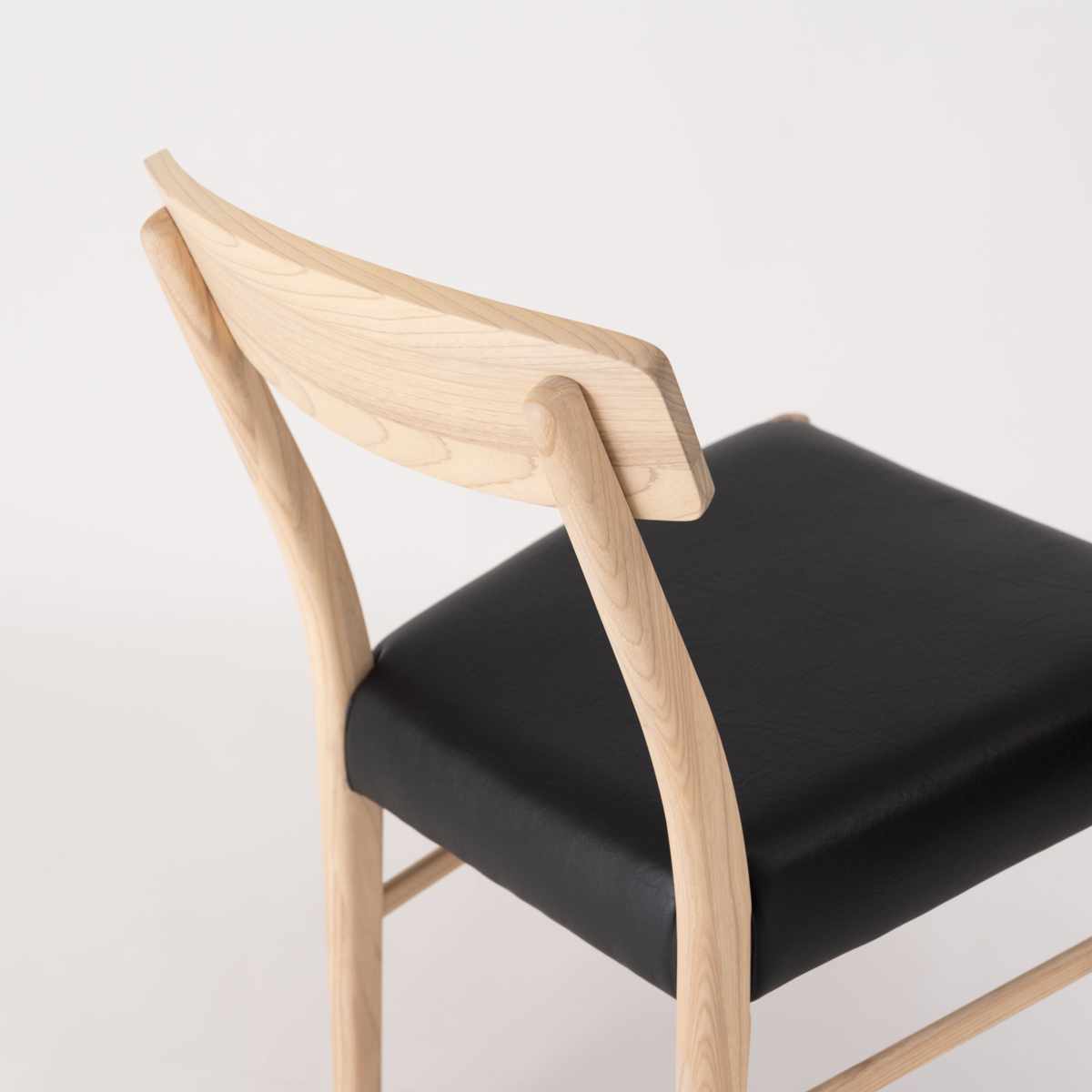 ダイニングチェア 座面高44cm ベーシックタイプ アーティーク form ( チェア ダイニング イス 椅子 食卓椅子 完成品 木製 天然木 肘なし 別売りカバー チェアー いす 食卓 リビング ダイニングチェアー リビングチェア 木製椅子 ) 【ホワイト】 ホワイト