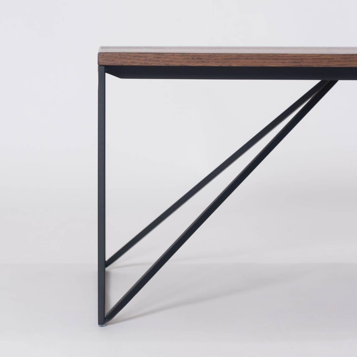 リビングテーブル 幅110cm シンプル センターテーブル クローブ form ( ローテーブル テーブル 机 長方形 木製 天然木 奥行50cm アイアン 細脚 完成品 リビング 木製テーブル おしゃれ コーヒーテーブル ) 【ブラウン】 ブラウン