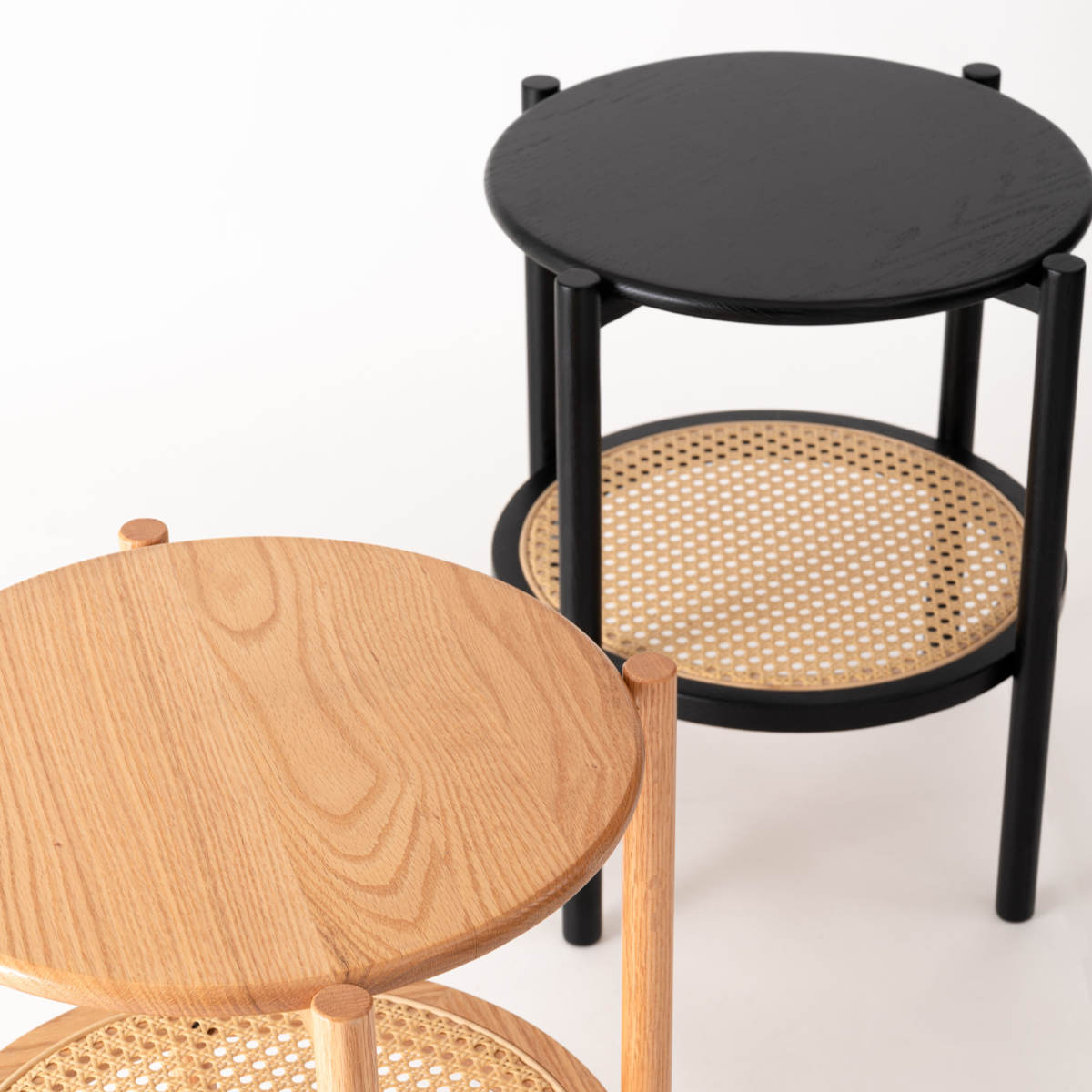 サイドテーブル 高さ50cm 円型 2段 チャービル form ( テーブル ソファサイド ベッドサイド 机 ミニテーブル 木製 天然木 丸 棚付き リビング リビングテーブル コーヒーテーブル ソファテーブル おしゃれ かごめ編み ) 【ブラック】 ブラック