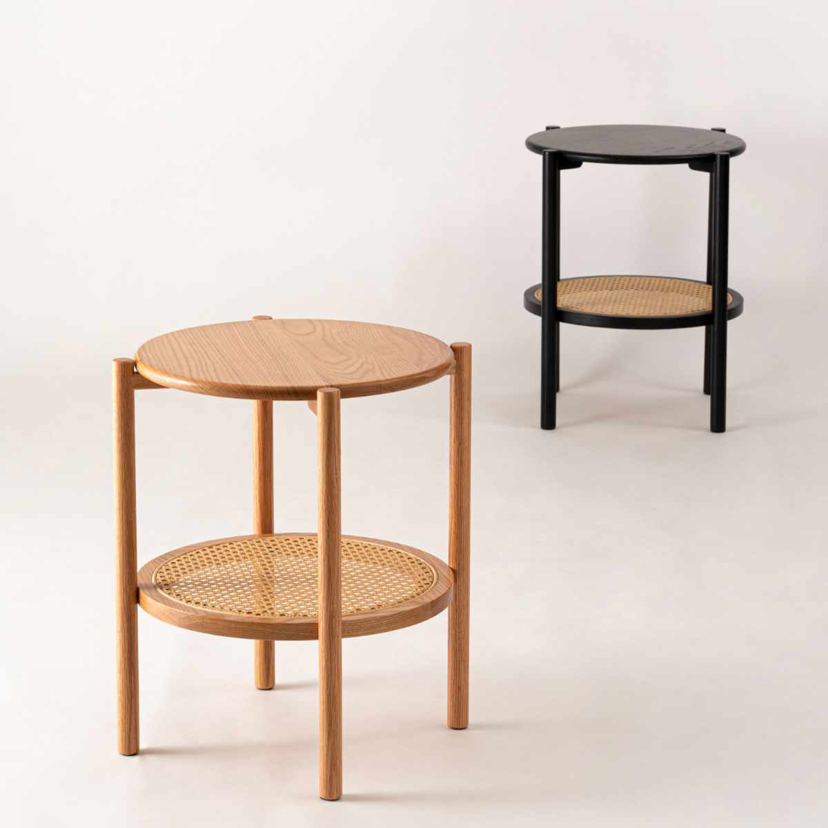 サイドテーブル 高さ50cm 円型 2段 チャービル form ( テーブル ソファサイド ベッドサイド 机 ミニテーブル 木製 天然木 丸 棚付き リビング リビングテーブル コーヒーテーブル ソファテーブル おしゃれ かごめ編み ) 【ブラック】 ブラック