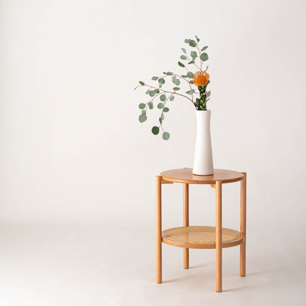 サイドテーブル 高さ50cm 円型 2段 チャービル form ( テーブル ソファサイド ベッドサイド 机 ミニテーブル 木製 天然木 丸 棚付き リビング リビングテーブル コーヒーテーブル ソファテーブル おしゃれ かごめ編み ) 【ブラック】 ブラック