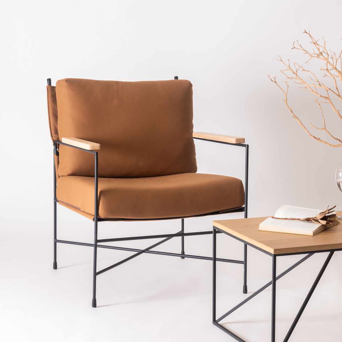 ラウンジチェア 座面高43cm 肘付 リビングチェア アニス form ( チェア 椅子 イス パーソナルチェア ファブリック スチール 肘掛け チェアー いす リビング アームチェア 天然木 木製 肘付き ) 【グレー】 グレー