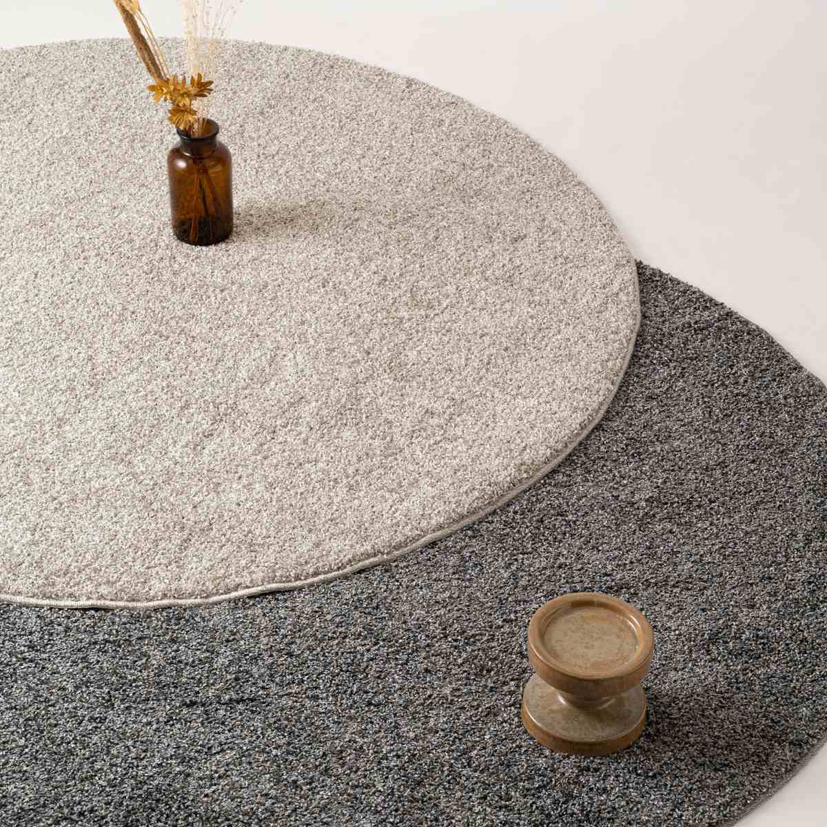 ラグ 直径160cm 円型 床暖房対応 form ( ラグマット カーペット 絨毯 じゅうたん マット 床暖対応 床暖 床暖房 アクセントラグ ホットカーペット対応 防ダニ 抗菌防臭 防炎機能 インテリア ふんわり ) 【ライトグレー】 ライトグレー