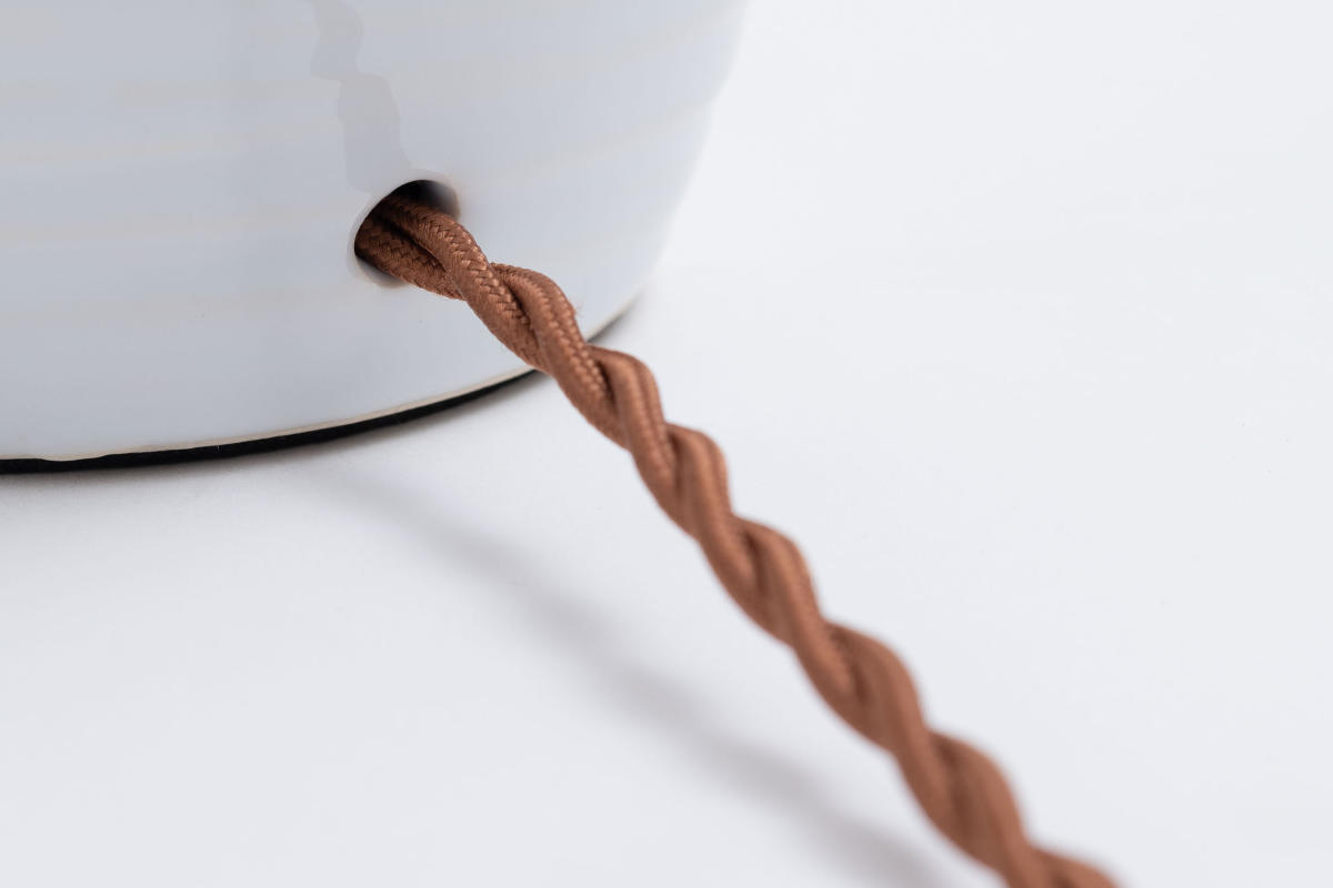 テーブルライト LED対応 電球付き 陶器 布シェード ( RIYO リヨ 卓上 ライト 照明 布 シェード 北欧 ナチュラル おしゃれ シンプル )