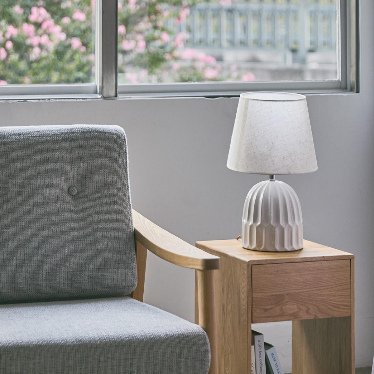 テーブルライト LED対応 電球付き 陶器 布シェード ( MYRE マイア 卓上 ライト 照明 布 シェード 北欧 ナチュラル おしゃれ シンプル )