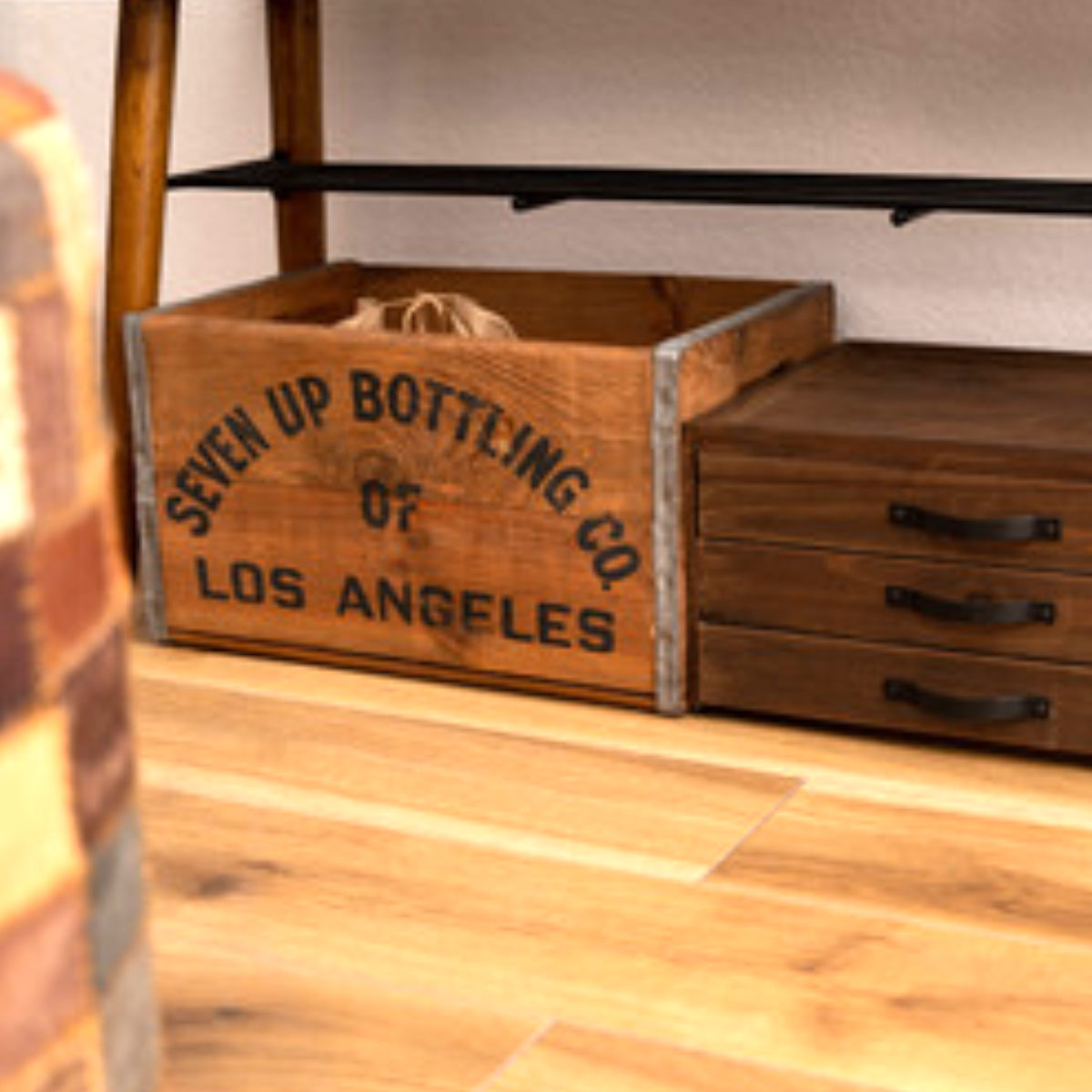 収納ボックス ウッドボックス M 木製 幅40×奥行27×高さ22.5cm ( 天然木 収納 ボックス 収納ケース 小物収納 小物 木箱 箱 持ち手付き 持ち手穴付き ストッカー ヴィンテージ ユーズド 感 アンティーク 風合い おしゃれ )