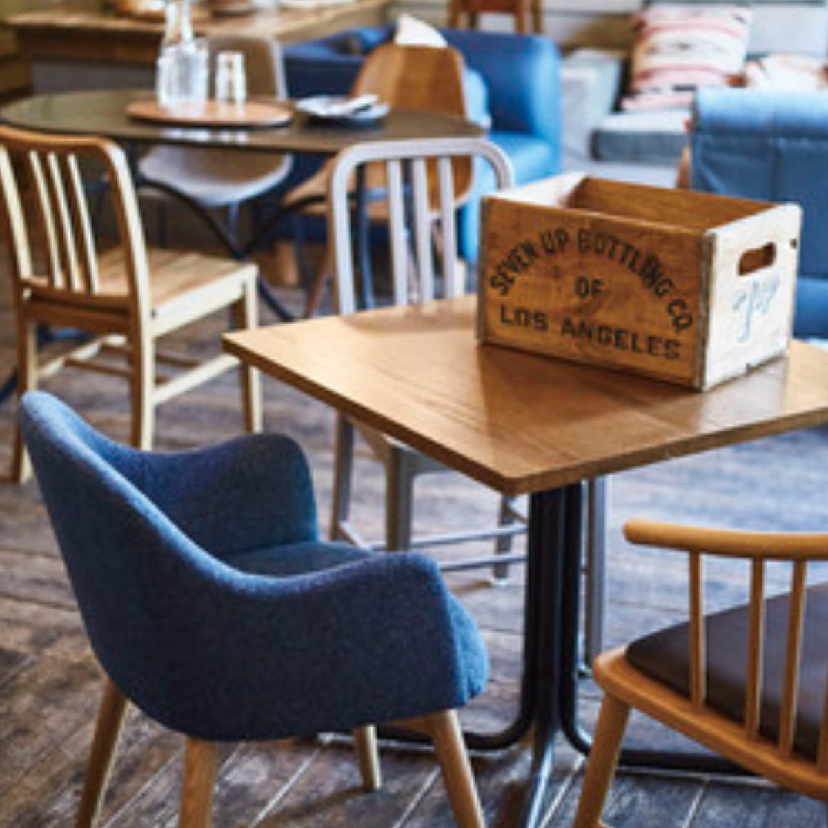 収納ボックス ウッドボックス M 木製 幅40×奥行27×高さ22.5cm ( 天然木 収納 ボックス 収納ケース 小物収納 小物 木箱 箱 持ち手付き 持ち手穴付き ストッカー ヴィンテージ ユーズド 感 アンティーク 風合い おしゃれ )