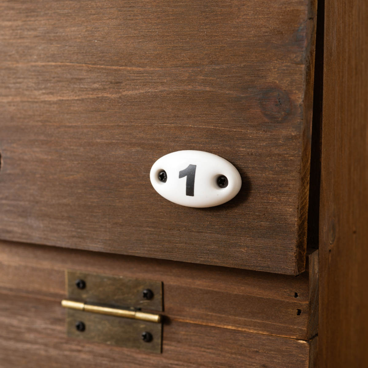 シューズラック 4段 木製 幅34.5cm ( シューズケース シューズボックス 下駄箱 スリム 靴収納 レトロ調 フラップ扉 収納 ラック 玄関収納 収納棚 靴 靴入れ 杉 キャビネット チェスト 家具 扉付き リビング収納 )