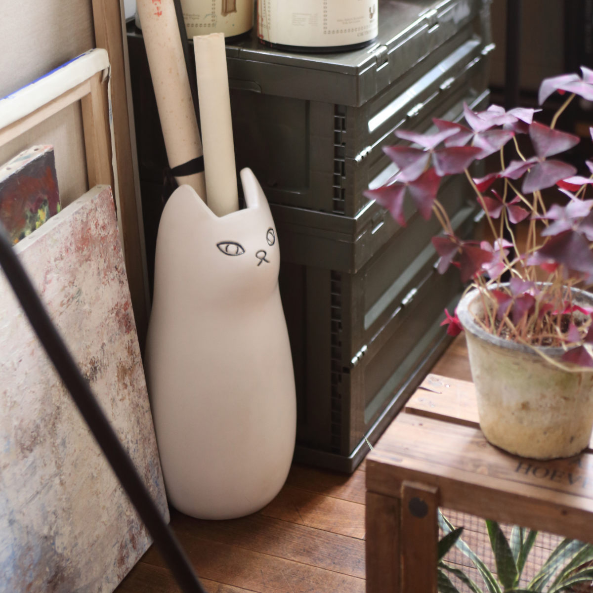 傘立て ネコ 45cm 陶器 ( 傘たて 猫 玄関収納 スリム アンブレラスタンド かわいい 猫グッズ 傘入れ 猫型 アニマル 錆びない 北欧 玄関 収納 ) 【ブラック】 ブラック