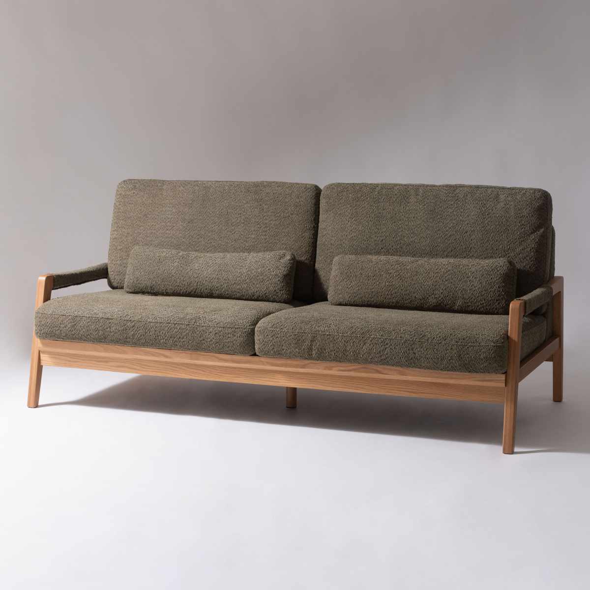 ソファ 3人掛け 幅181cm ブークレ生地 フェンネル form ( 開梱設置 リビングソファ sofa 木製 天然木 肘掛け ファブリック ダイニングソファ 柔らかい 肌触り ソファー 木製フレーム 肘付きソファ ) 【カーキ】 カーキ