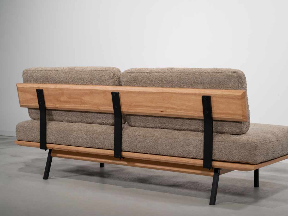 ソファ 3人掛け 幅182cm ブークレ生地 マートル form ( 開梱設置 リビングソファ sofa 木製 天然木 アイアン ファブリック ダイニングソファ 柔らかい 肌触り ソファー アームレス ローバック ) 【カーキ】 カーキ