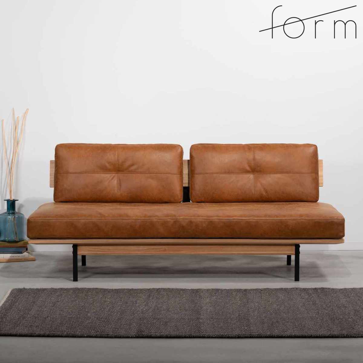 ソファ 3人掛け 幅182cm クロスレザー マートル form （ 開梱設置 リビングソファ sofa 木製 天然木 アイアン ファブリック ダイニングソファ レザー調 座り心地 快適 ソファー アームレス ローバック ）