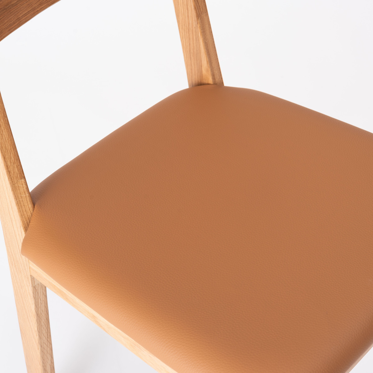 ダイニングチェア 座面高44.5cm 本革 キャメル チョーク form ( チェア ダイニング イス 椅子 食卓椅子 完成品 木製 天然木 肘なし レザー チェアー いす 食卓 リビング ダイニングチェアー リビングチェア 木製椅子 )