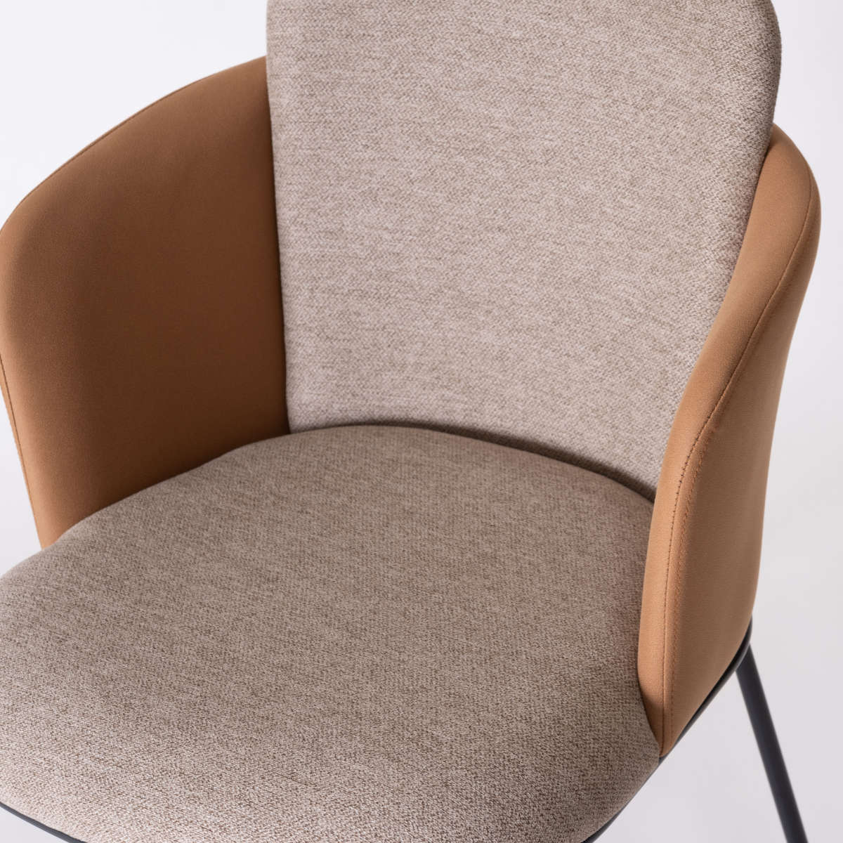 ダイニングチェア 座面高45cm ソレル form ( チェア ダイニング イス 椅子 食卓椅子 ファブリック 肘付き スチール脚 チェアー いす 食卓 リビング ダイニングチェアー リビングチェア ) 【ライトグレー】 ライトグレー