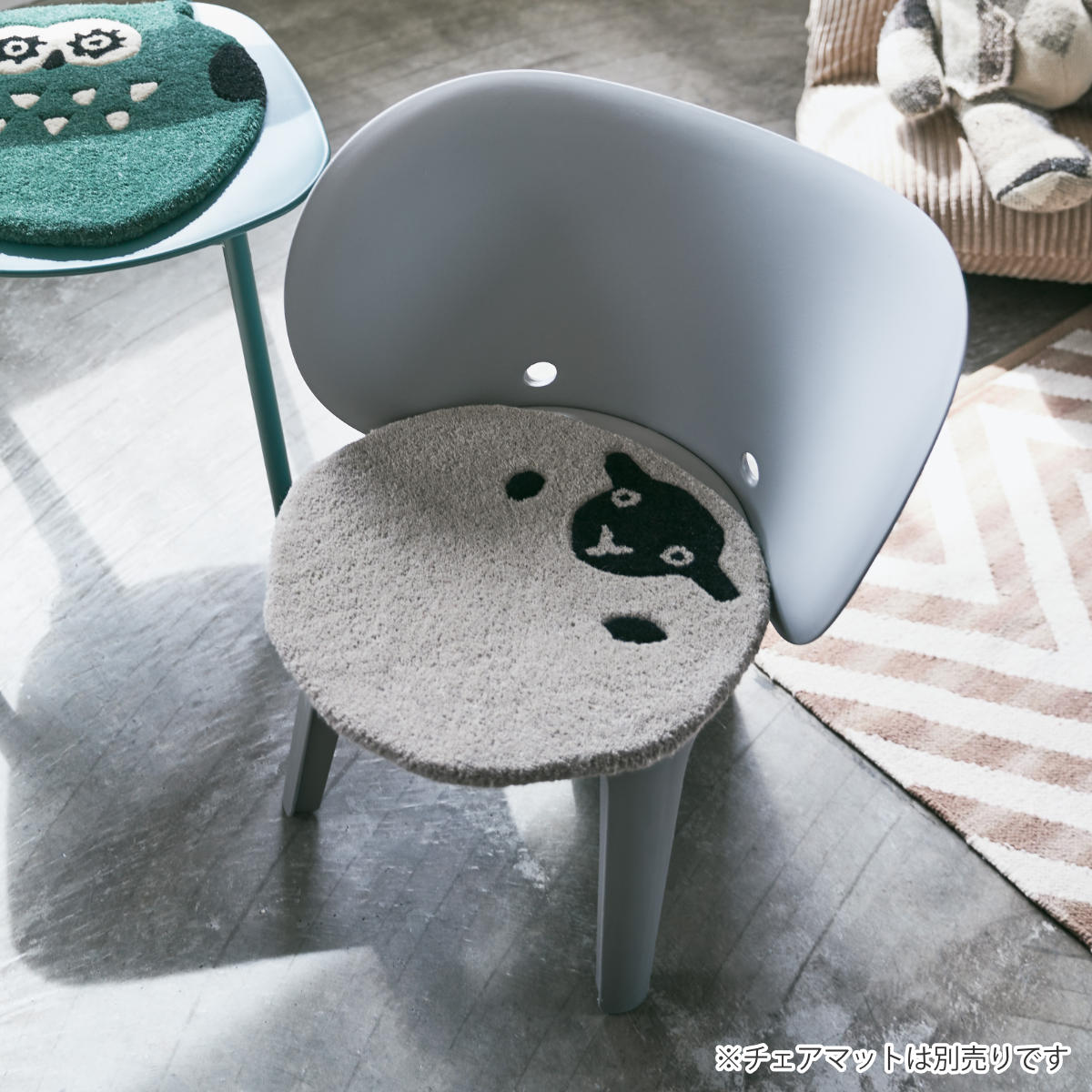 キッズチェア 座面高32cm 軽量 子ども用チェア ( キッズ チェア チェアー イス 椅子 いす 子供 子ども ローチェア ベビーチェア ぞう ゾウ モチーフ 軽い プラスチック製 リビング ベランダ お絵描き 勉強 学習 キッズ家具 ) 【グレー】 グレー