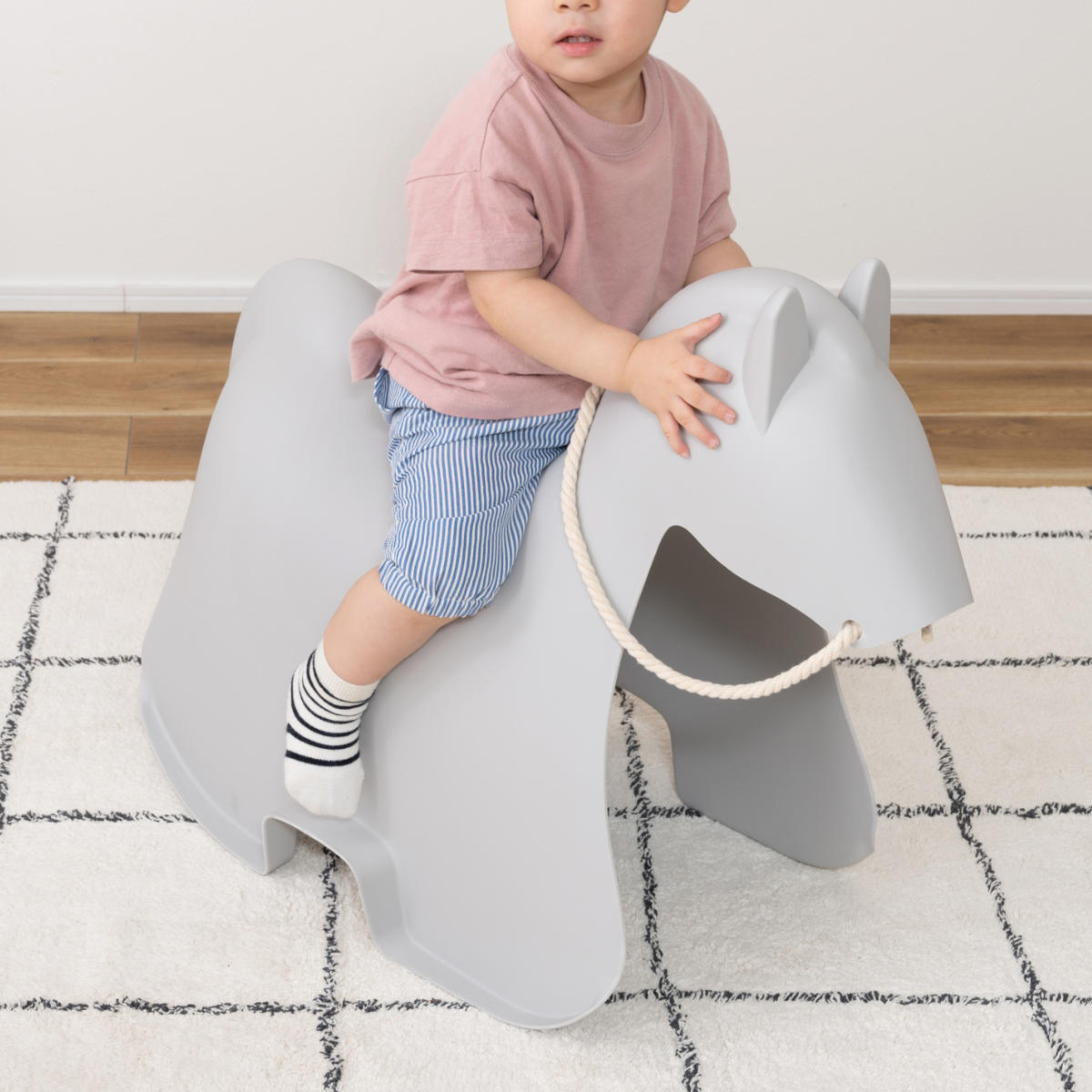 スツール ホース スタッキング 軽量 子ども用チェア 馬 ( イス 椅子 ウマ うま 手綱つき 積み重ね キッズ チェア 軽い 耐荷重80kg 腰かけ 贈り物 プレゼント ギフト 遊び場 子供部屋 リビング プラスチック インテリア ) 【ライトグレー】 ライトグレー