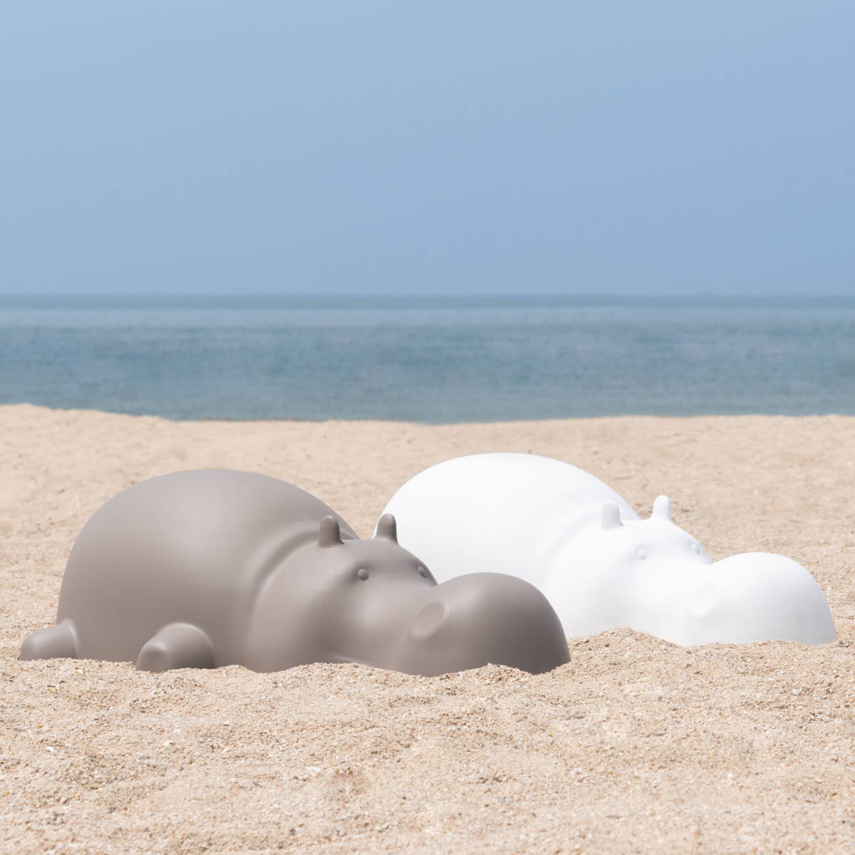 スツール ヒッポー スタッキング 軽量 子ども用チェア カバ ( イス 椅子 かば アニマル 手綱つき 積み重ね キッズ チェア 軽い 耐荷重80kg 腰かけ 贈り物 プレゼント ギフト 遊び場 子供部屋 リビング プラスチック インテリア ) 【グレー】 グレー