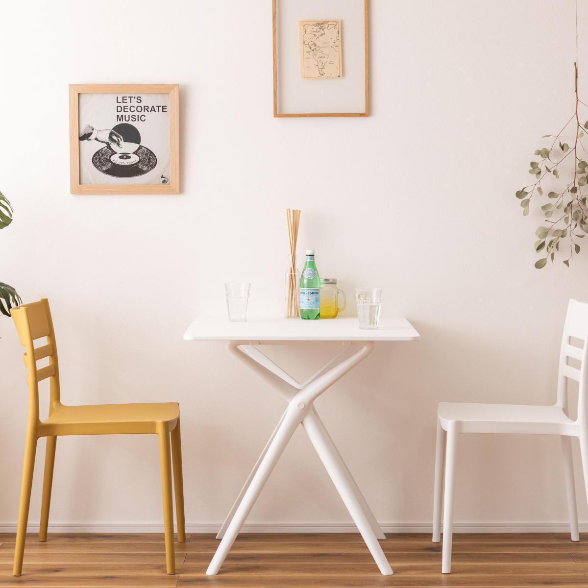 ダイニングテーブル 幅70cm 正方形 軽量 ガーデンテーブル ( テーブル 食卓テーブル 机 リビングテーブル 屋外 デスク PC ダイニング 食卓 作業台 オフィス カフェ ベランダ 庭 アウトドア ガーデン家具 軽い ) 【ブラック】 ブラック