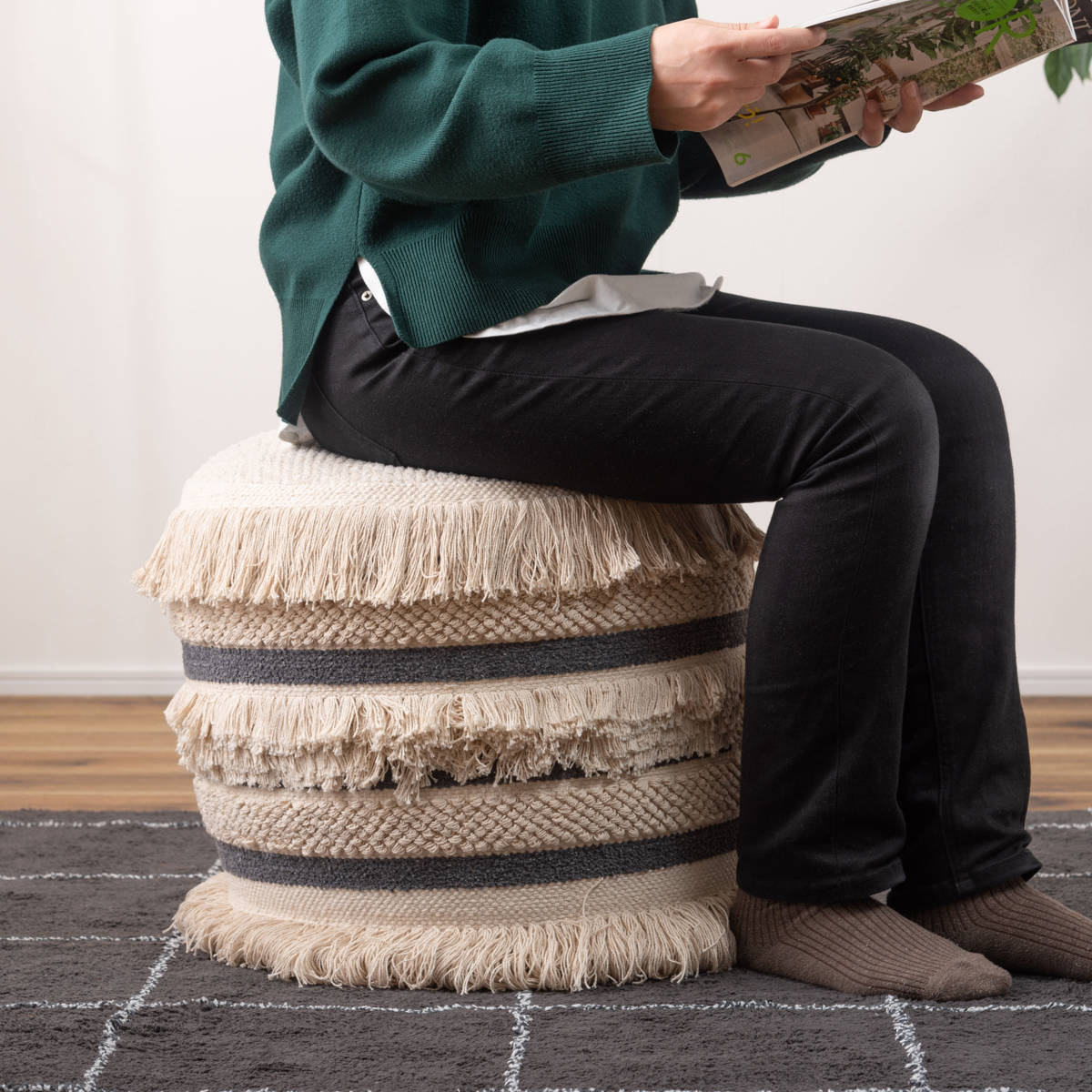 ラウンドスツール 高さ43cm スツール おしゃれ 北欧 完成品 ( 椅子 ビーズクッション オットマン 足置き クッション フロアクッション 腰掛け 丸 肘置き コットン 布地 ファブリック フリンジ スツールクッション 丸型 丸椅子 ) 【ベージュ】 ベージュ