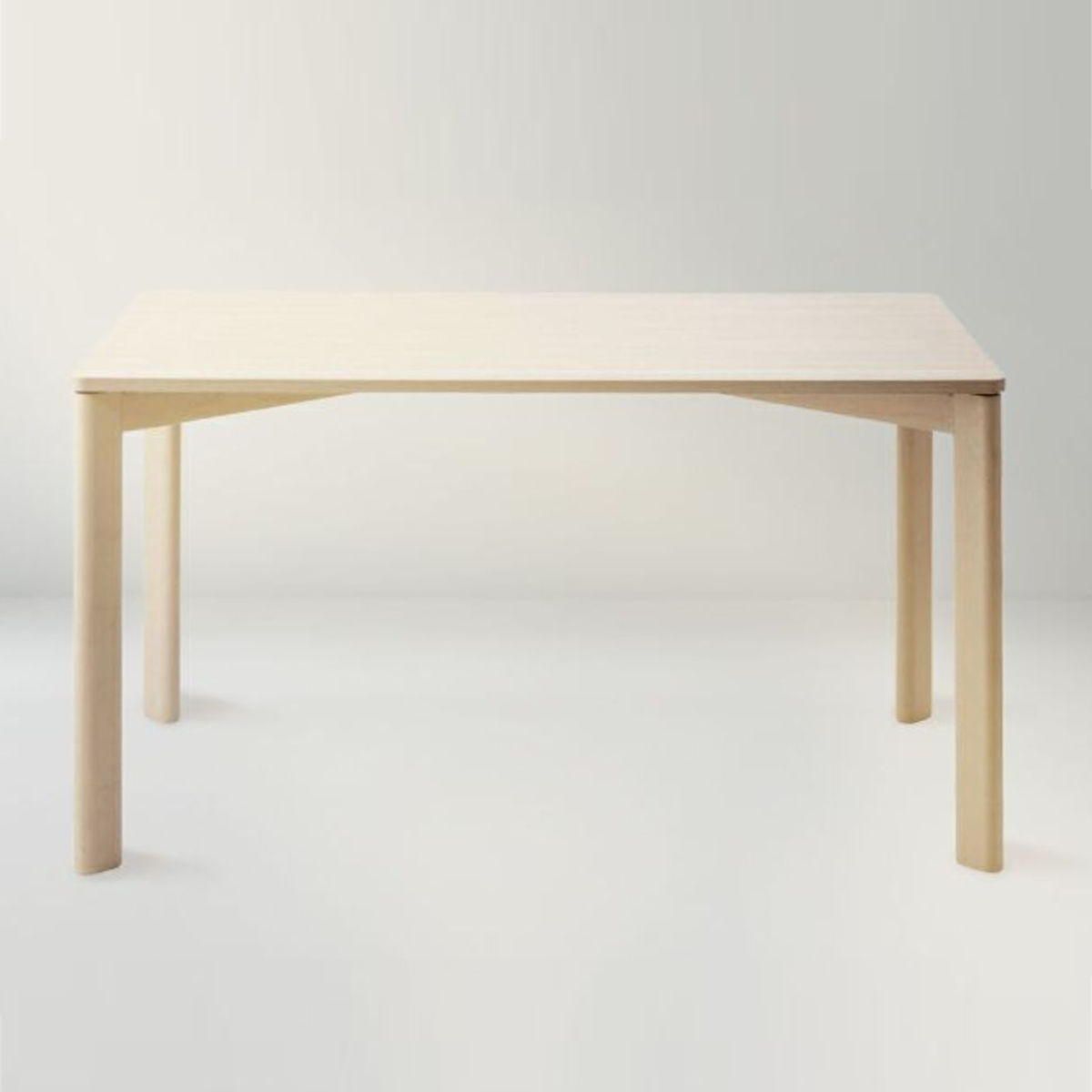 ダイニングテーブル 幅135cm 木製 天然木 ( テーブル 食卓テーブル 2人用 4人用 机 バーチ 長方形 奥行80cm 食卓机 ダイニング 食卓 リビング 木製テーブル )